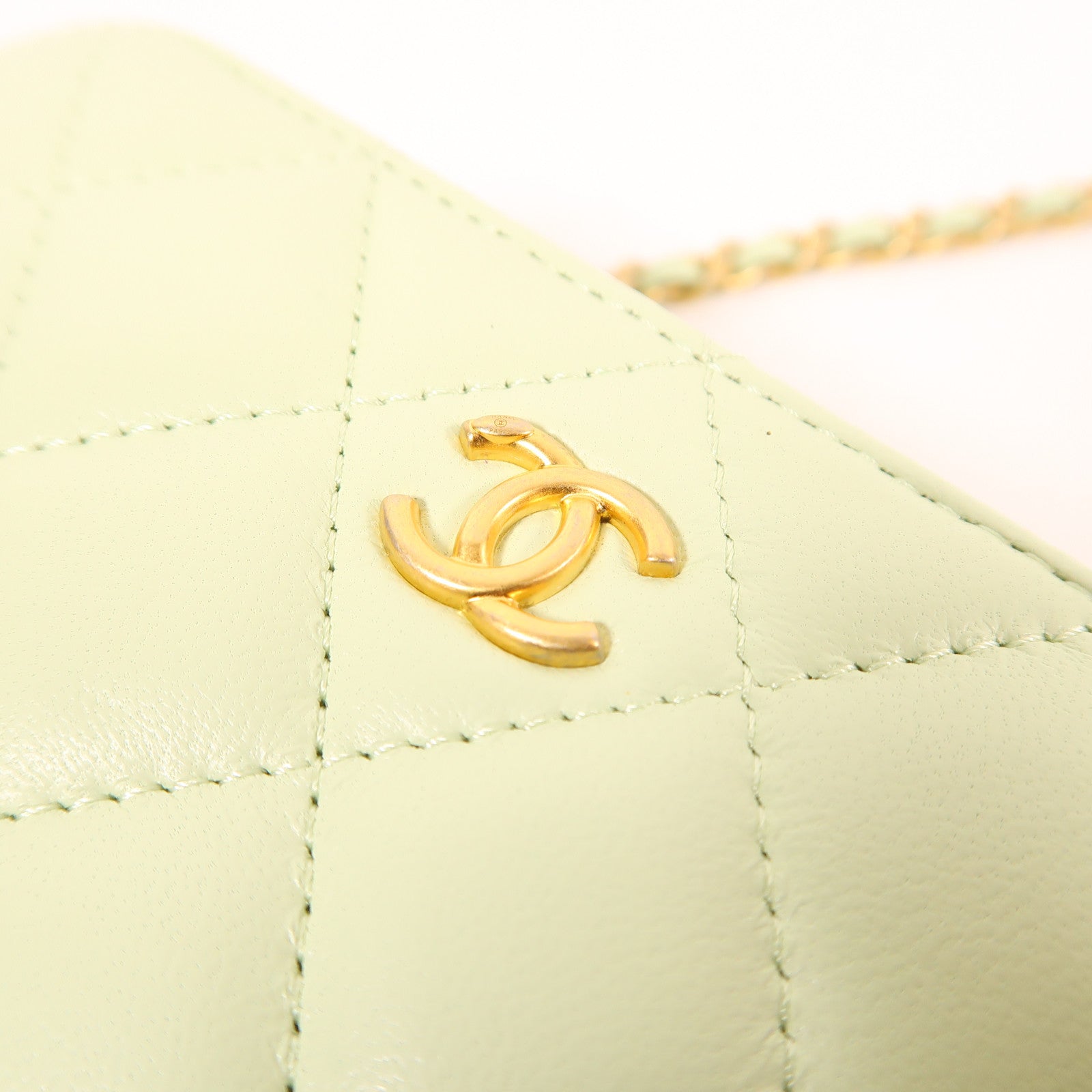 CHANEL 皮革Chain Shoulder金扣鏈帶肩背袋