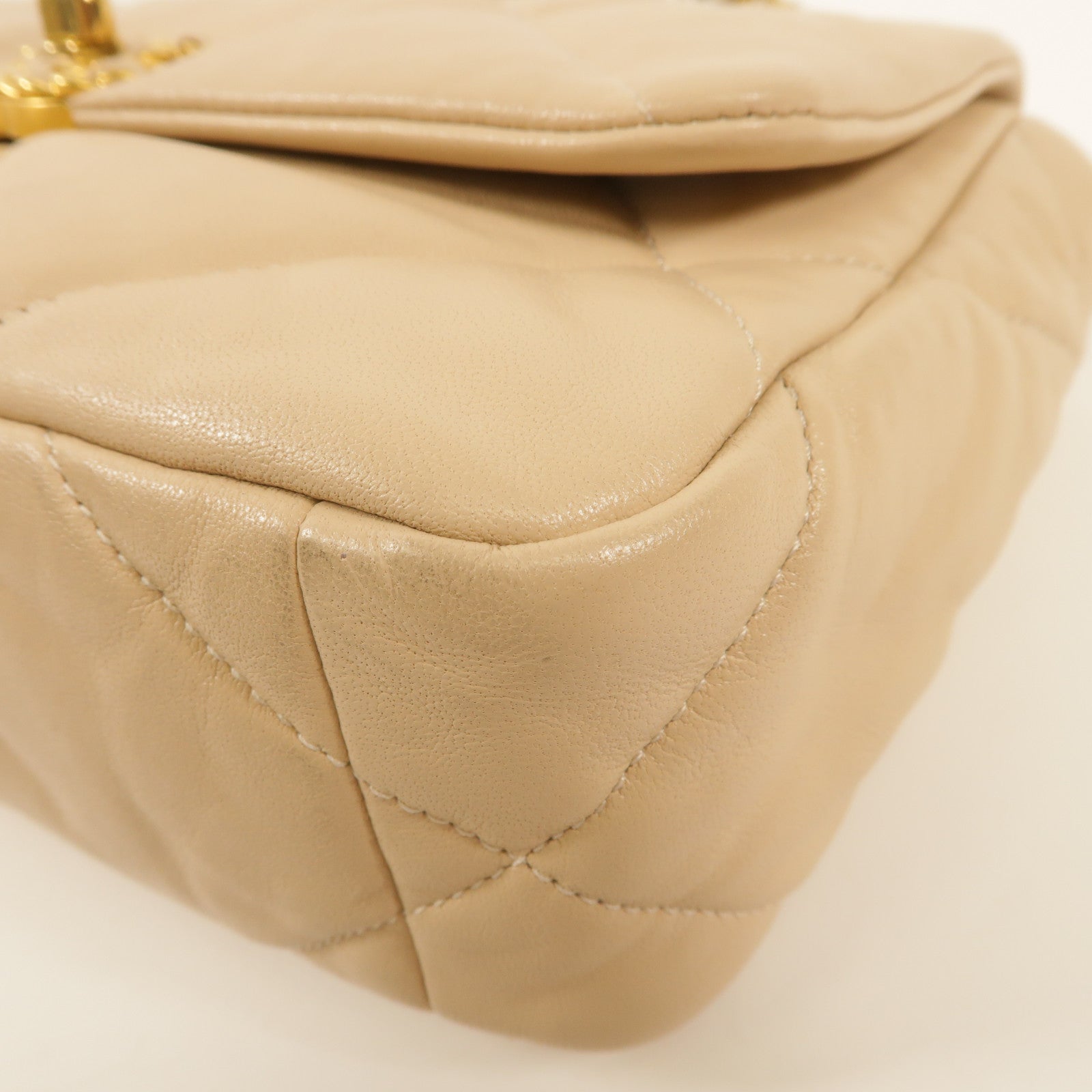 CHANEL 羊皮皮革19 Flap Bag金扣/銀扣手挽肩背兩用袋