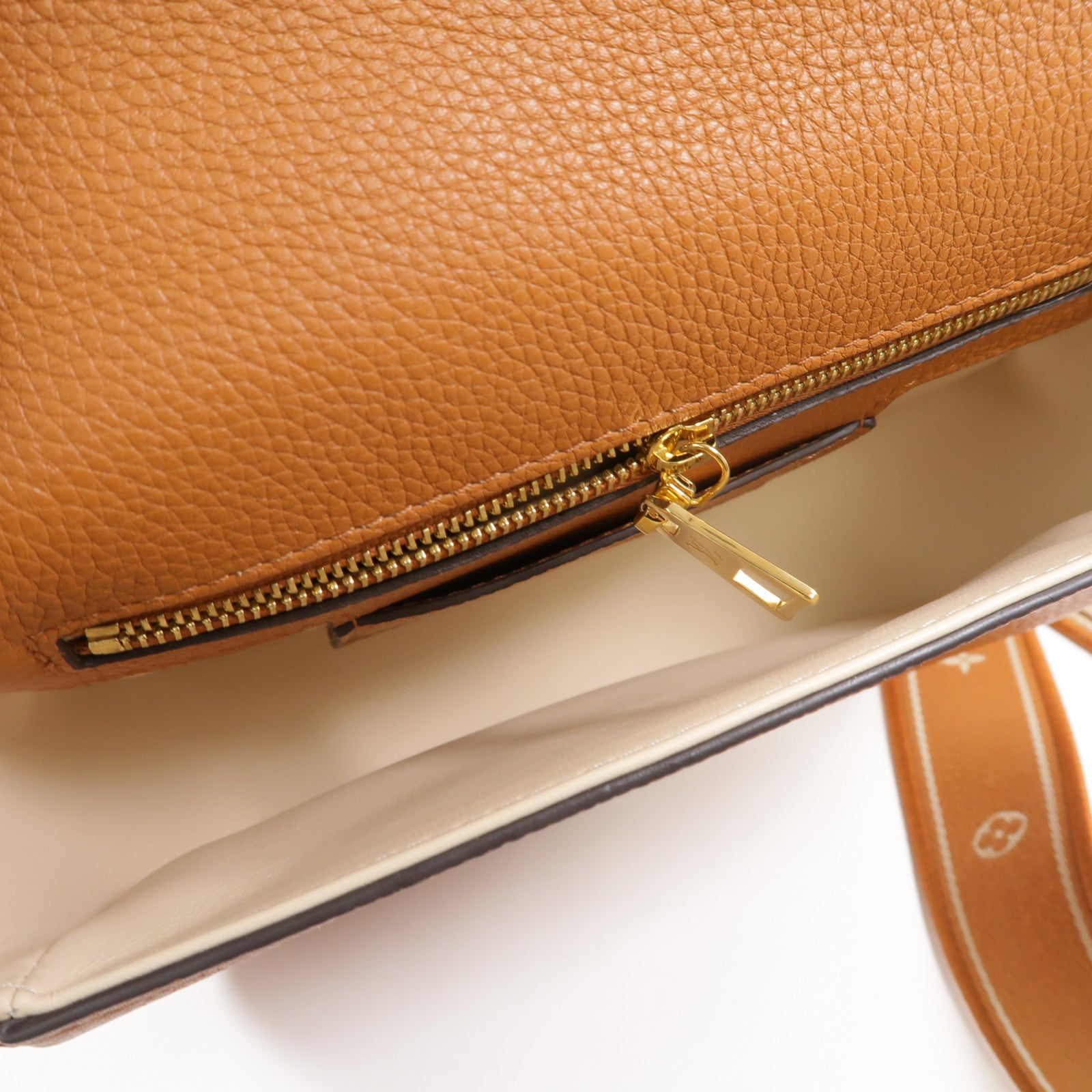 LOUIS VUITTON 牛皮皮革Pont Neuf Soft PM肩背袋