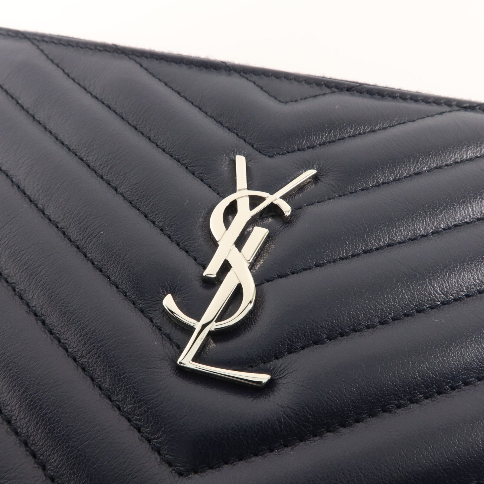 SAINT LAURENT 牛皮皮革Pouch小袋