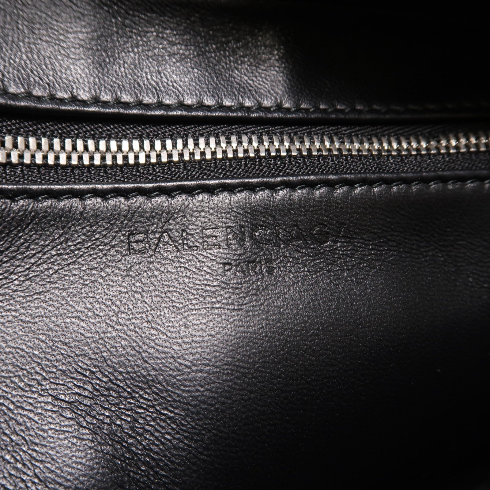 BALENCIAGA 【激減優惠】牛皮皮革Triangle銀扣手挽肩背兩用袋灰色