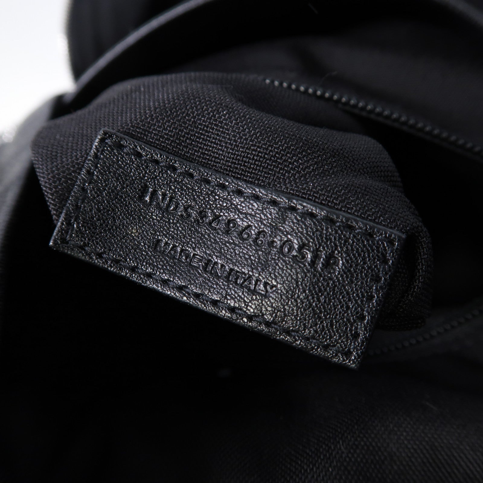 YVES SAINT LAURENT 牛皮皮革Backpack銀扣背包黑色