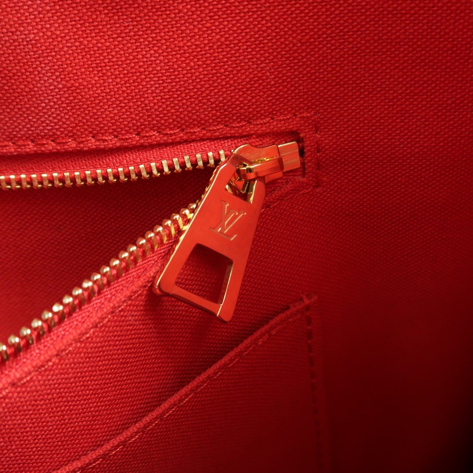 LOUIS VUITTON Monogram Giant On The Go MM金扣手挽肩背兩用袋