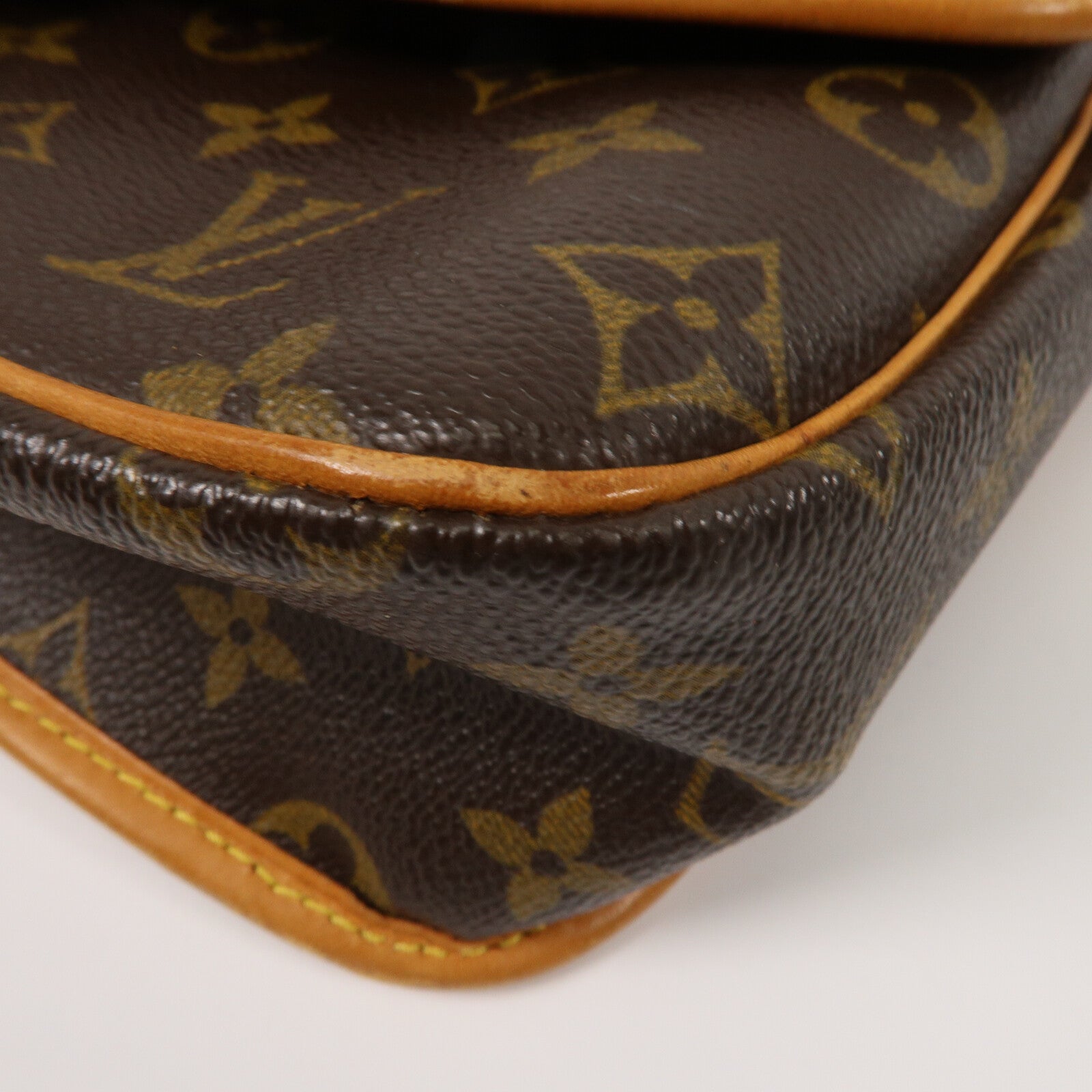 LOUIS VUITTON Monogram Sologne肩背袋