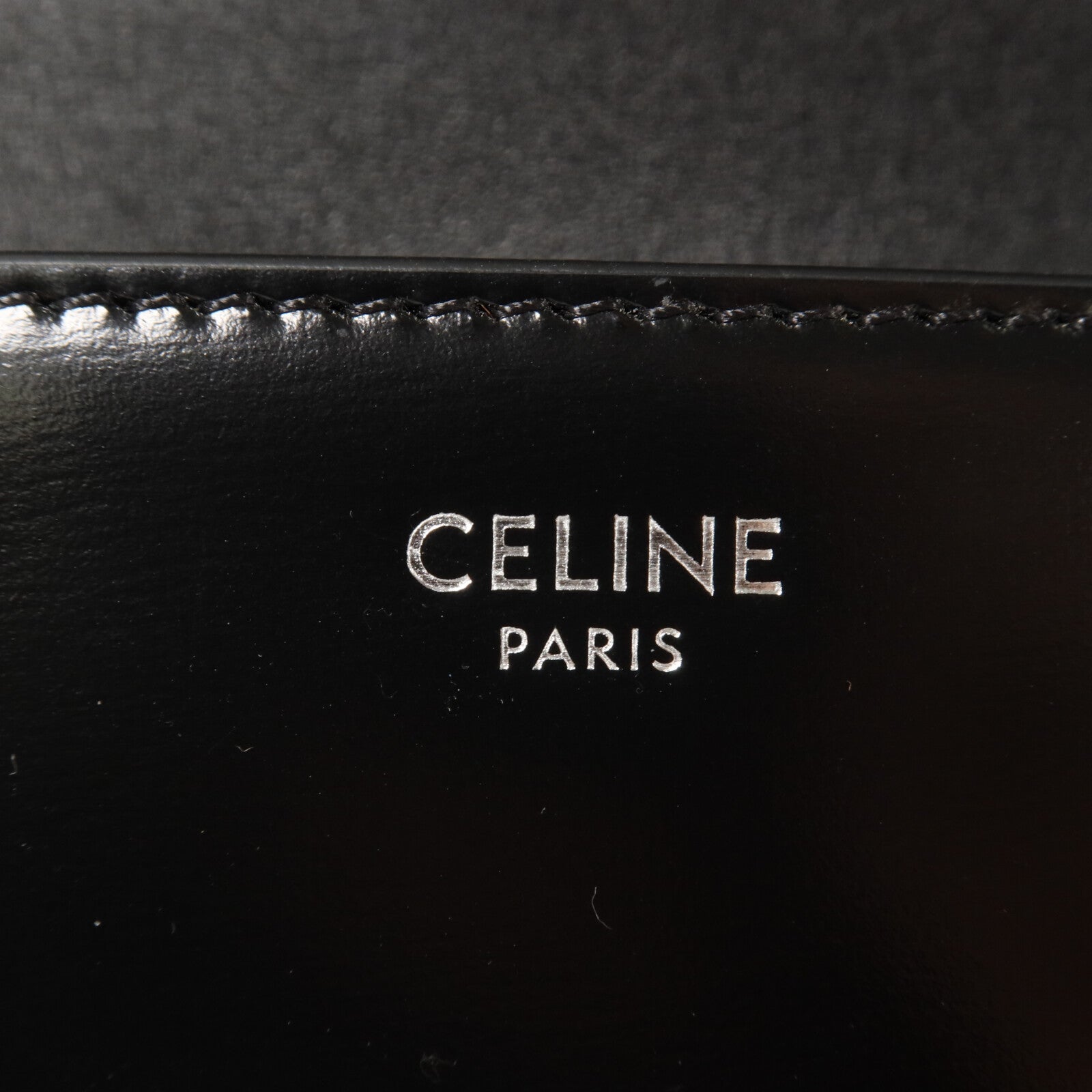 CELINE 牛皮皮革Chain Shoulder鏈帶肩背袋
