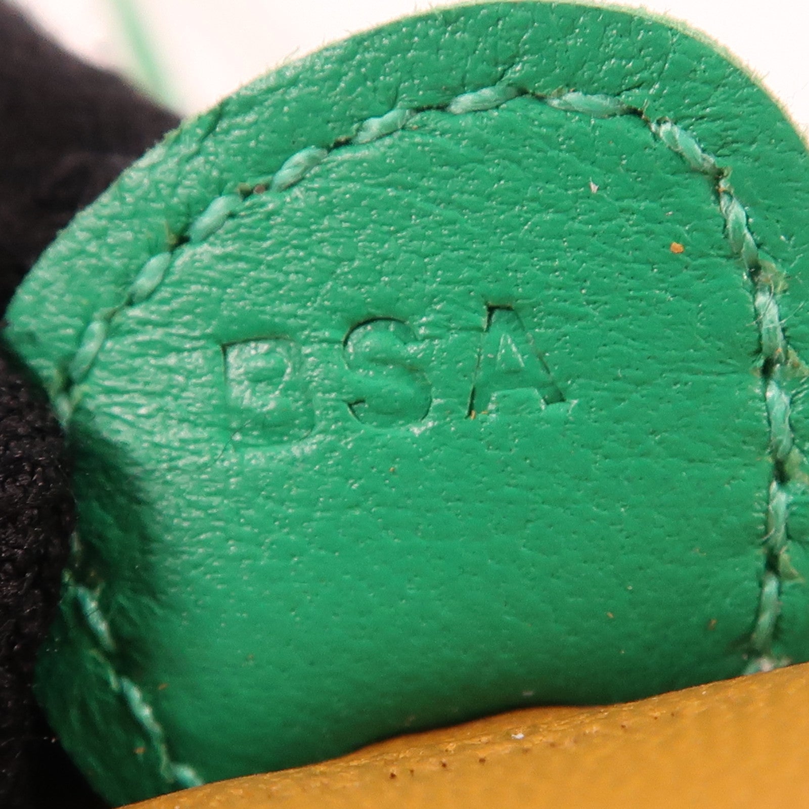 HERMES 【激減優惠】Swift皮革Rodeo PM掛飾2H Kraft