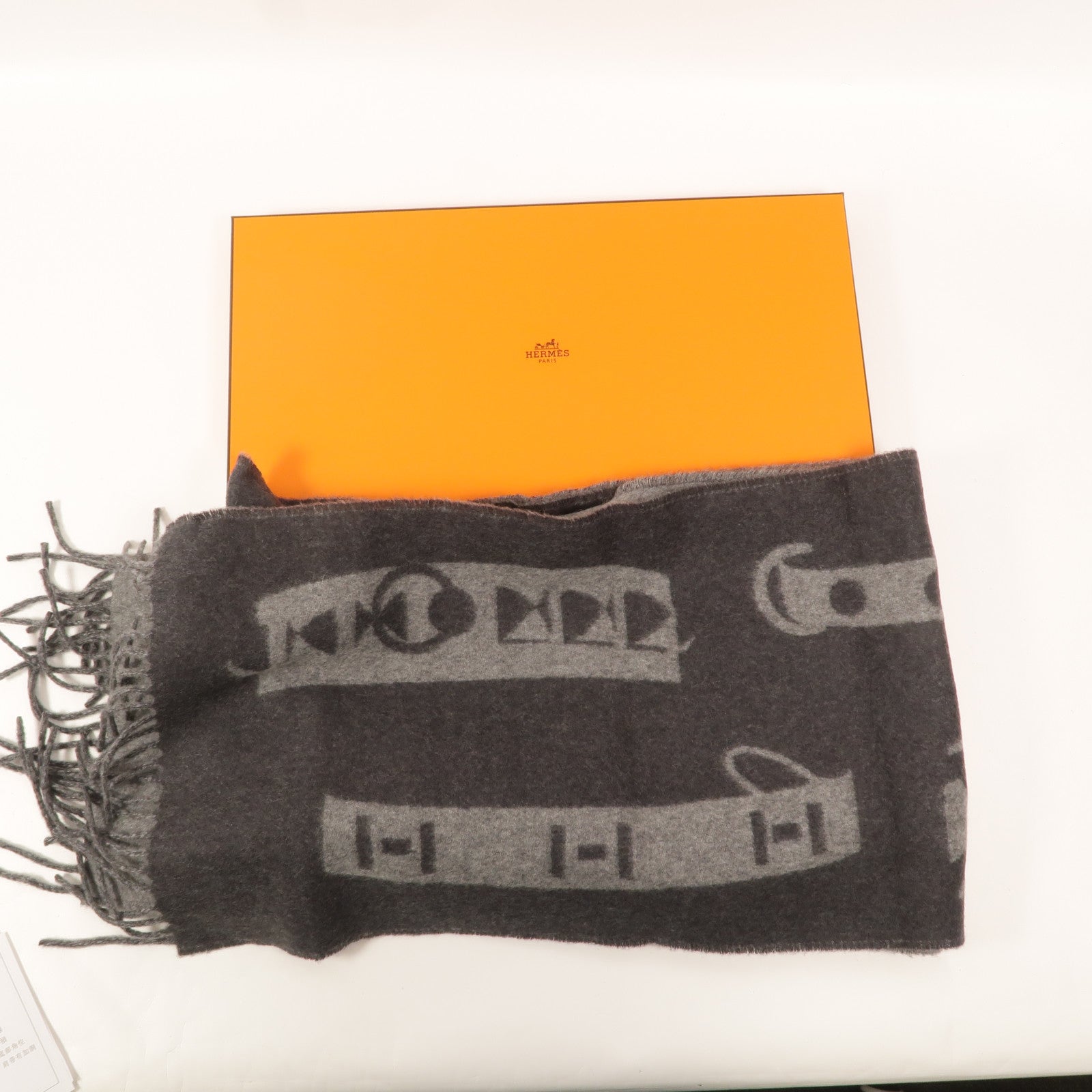 HERMES 羊絨Colliers De Chiens Scarf 170x25圍巾