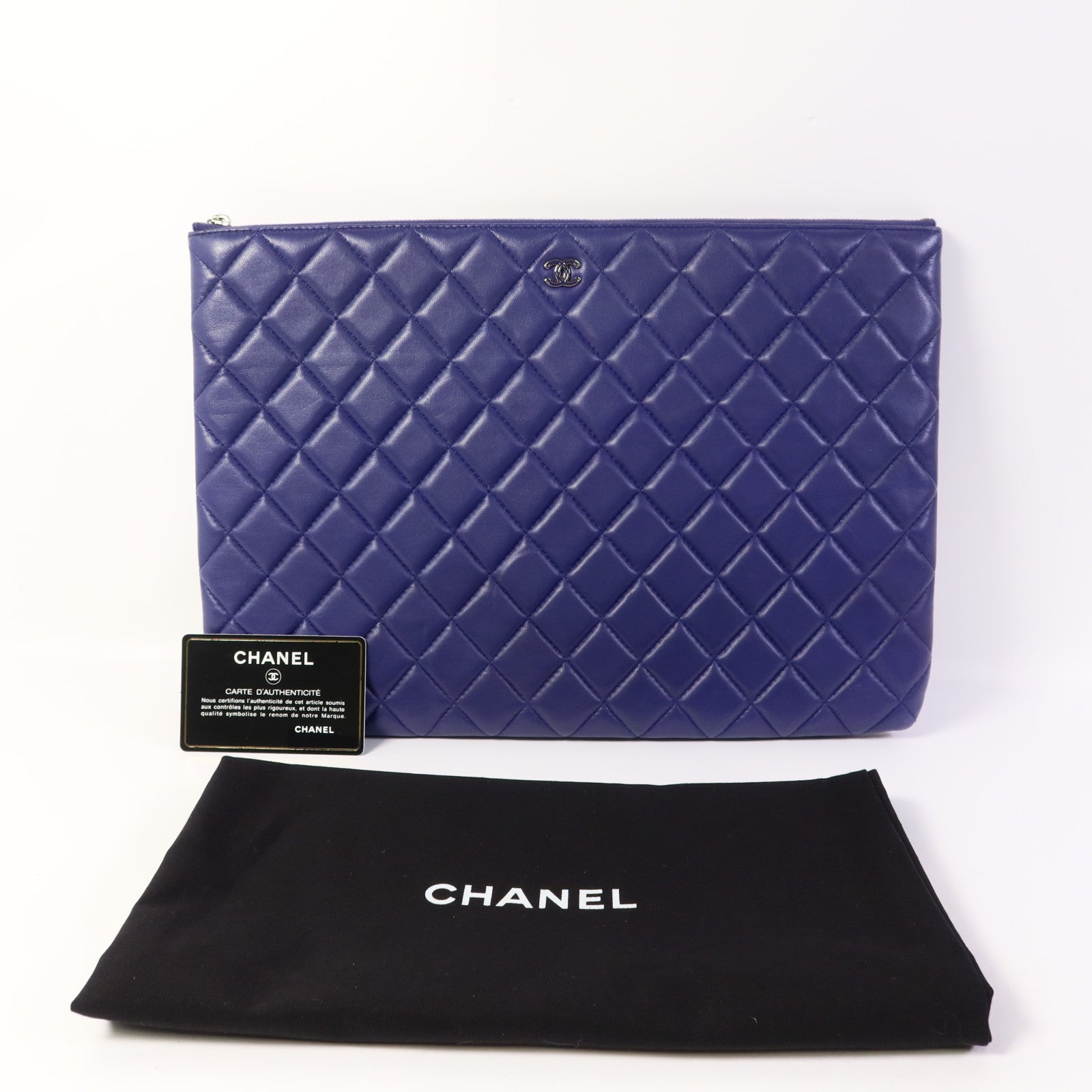 CHANEL 羊皮皮革Pouch銀扣小袋