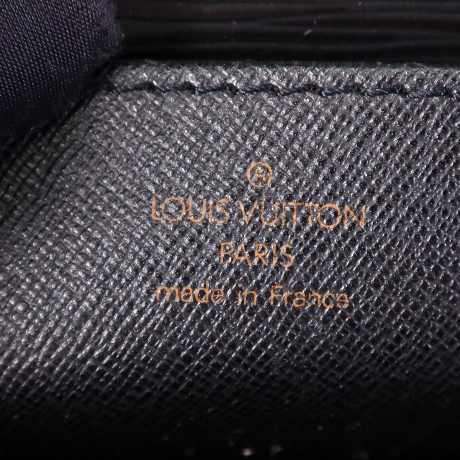 LOUIS VUITTON Epi Porte Document Bandouliere Briefcase金扣公事包