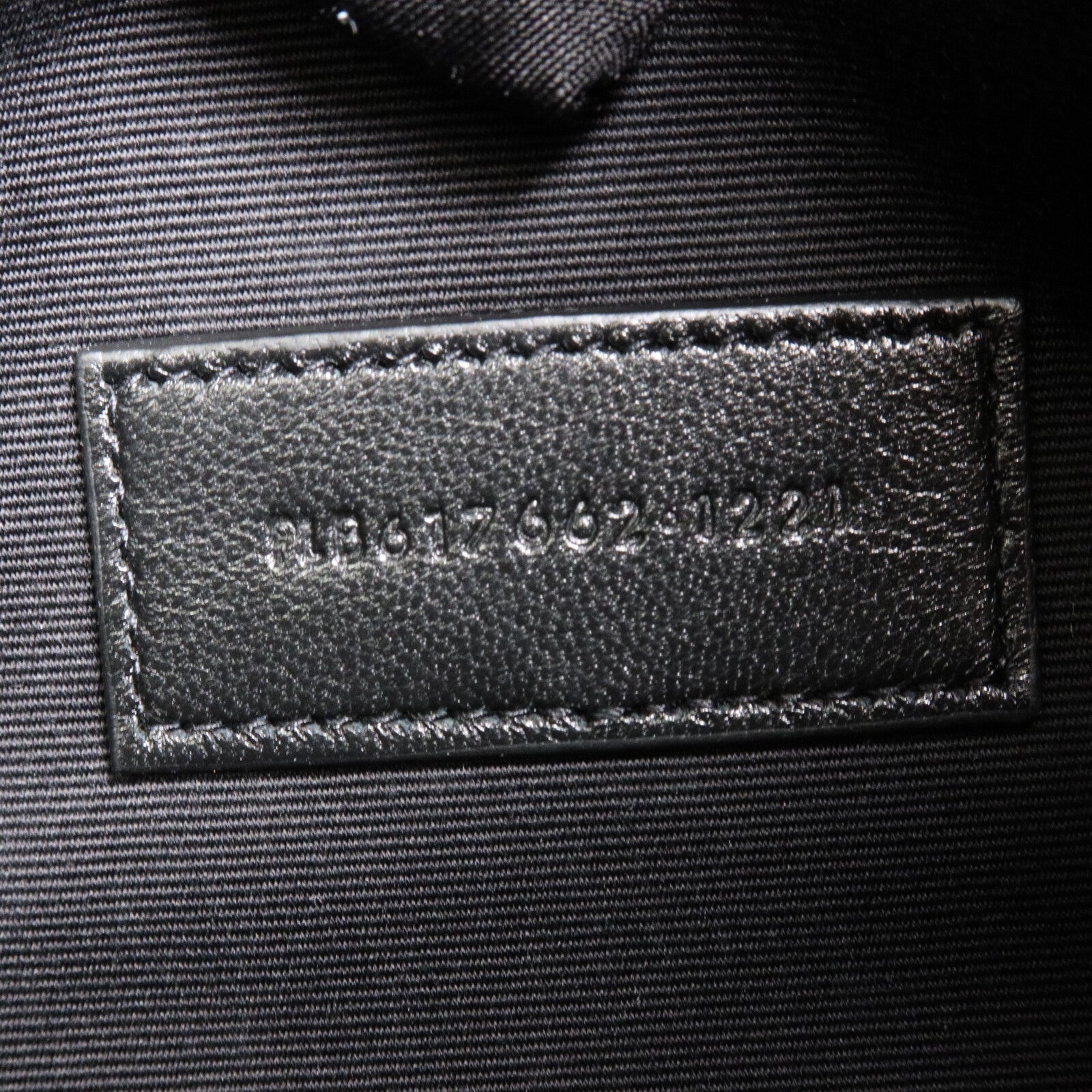 SAINT LAURENT 牛皮皮革Cassandre flap pouch手拿包