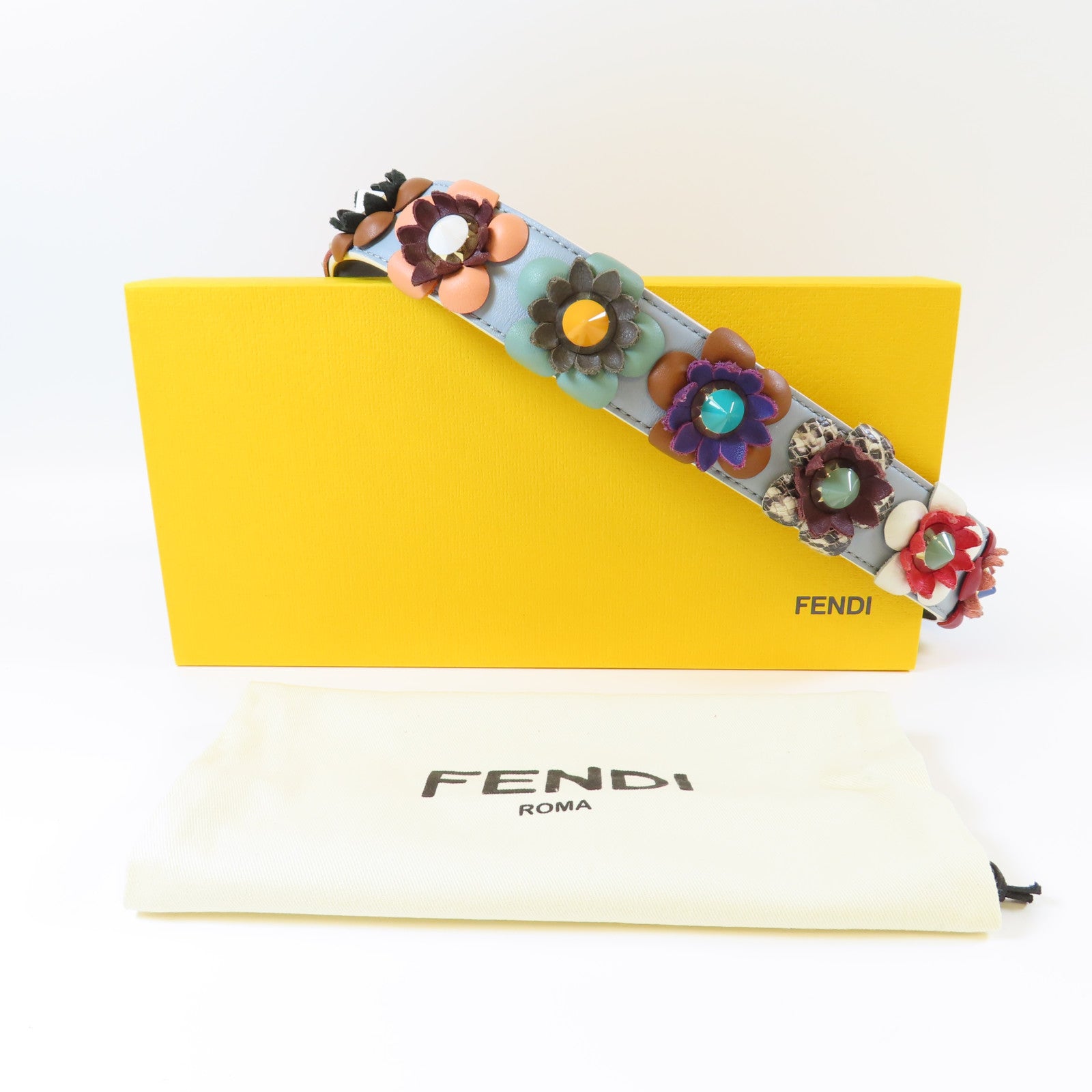 FENDI 【激減優惠】牛皮皮革Shoulder Strap銀扣肩帶淺藍色