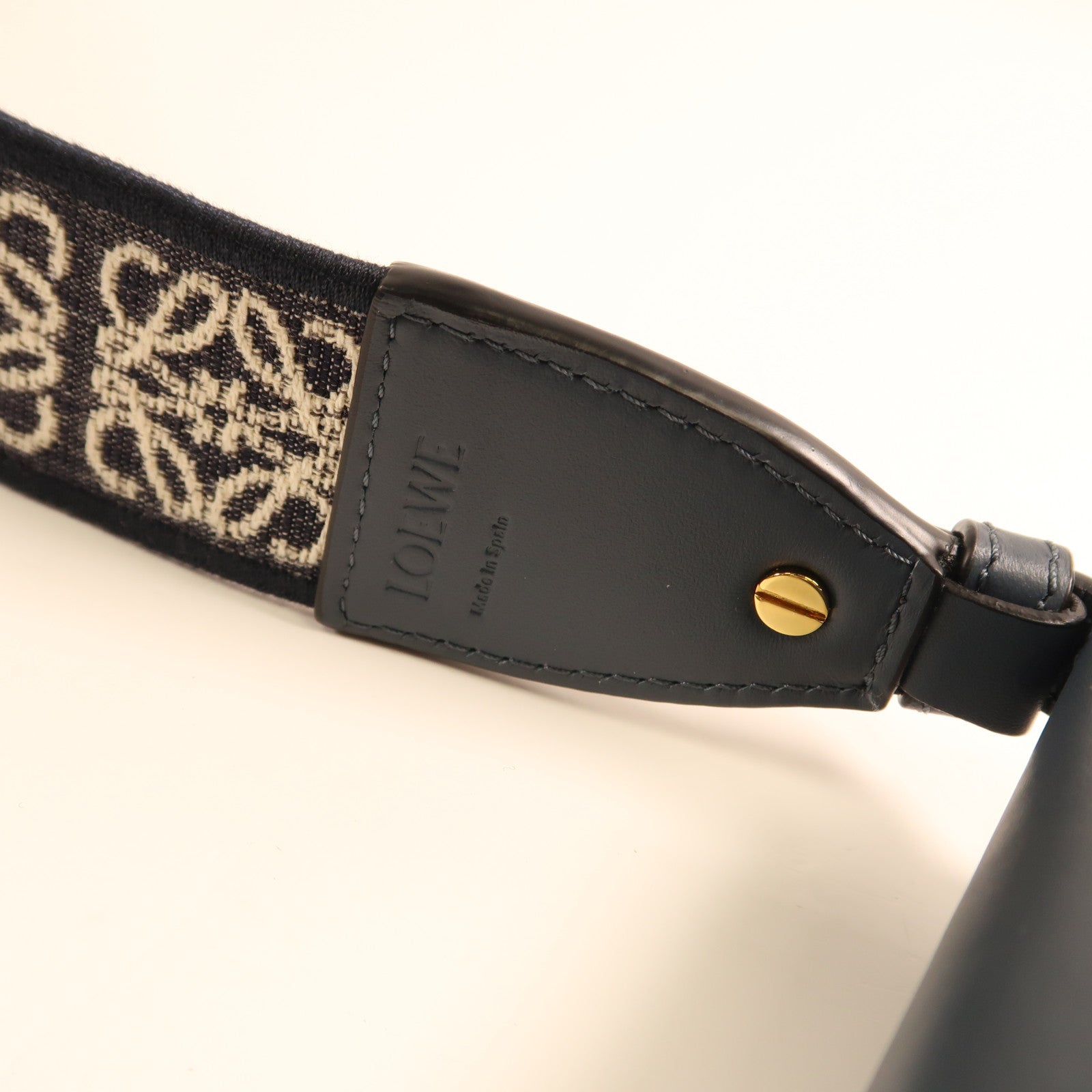 LOEWE 牛皮皮革Mini Gate金扣肩背袋