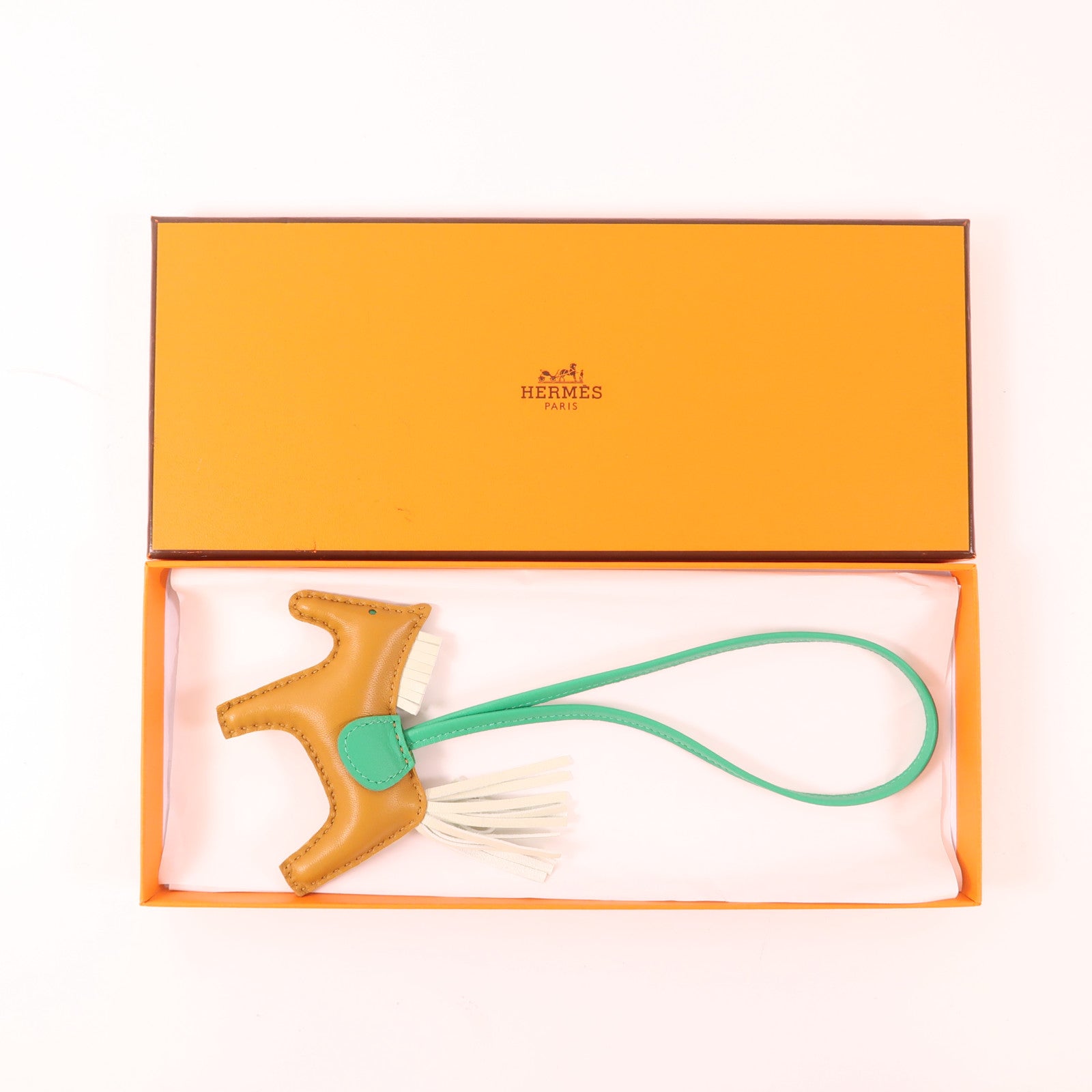 HERMES 【激減優惠】Swift皮革Rodeo PM掛飾2H Kraft