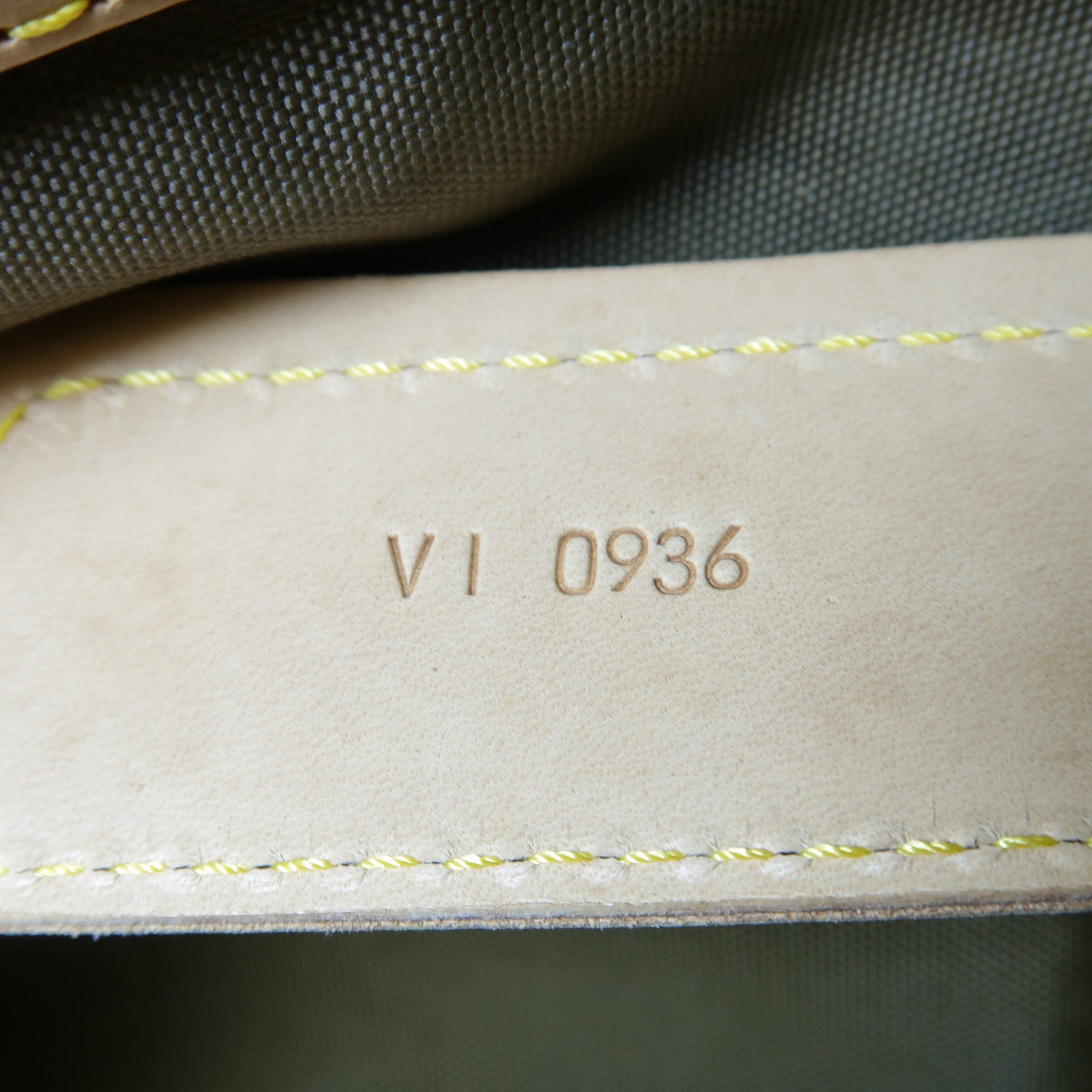 LOUIS VUITTON Monogram Sac Plein Air Long金扣手挽袋啡色