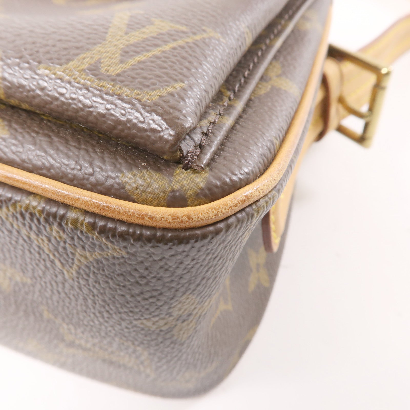 LOUIS VUITTON Monogram Viva Cite MM金扣肩背袋棕色