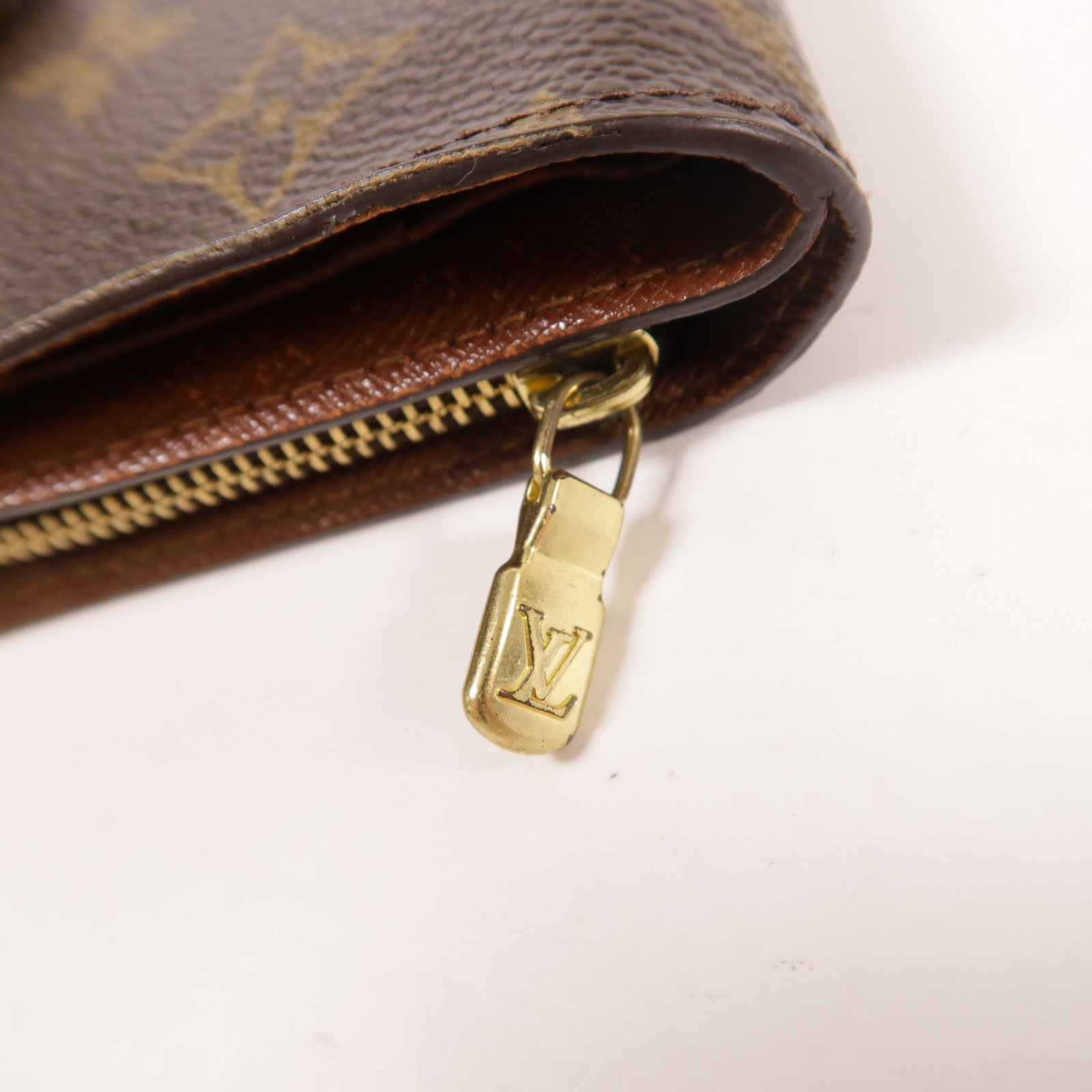 LOUIS VUITTON Monogram Compact Zip金扣錢包