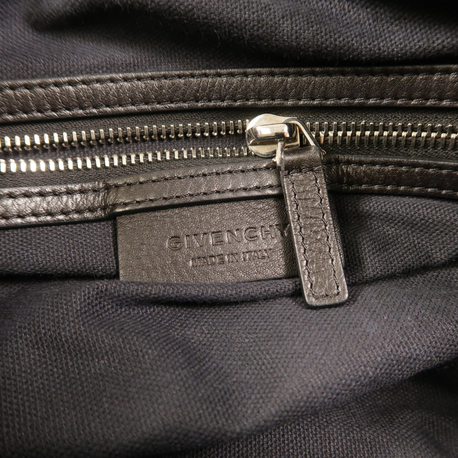 GIVENCHY 牛皮皮革Nightingale手挽肩背兩用袋