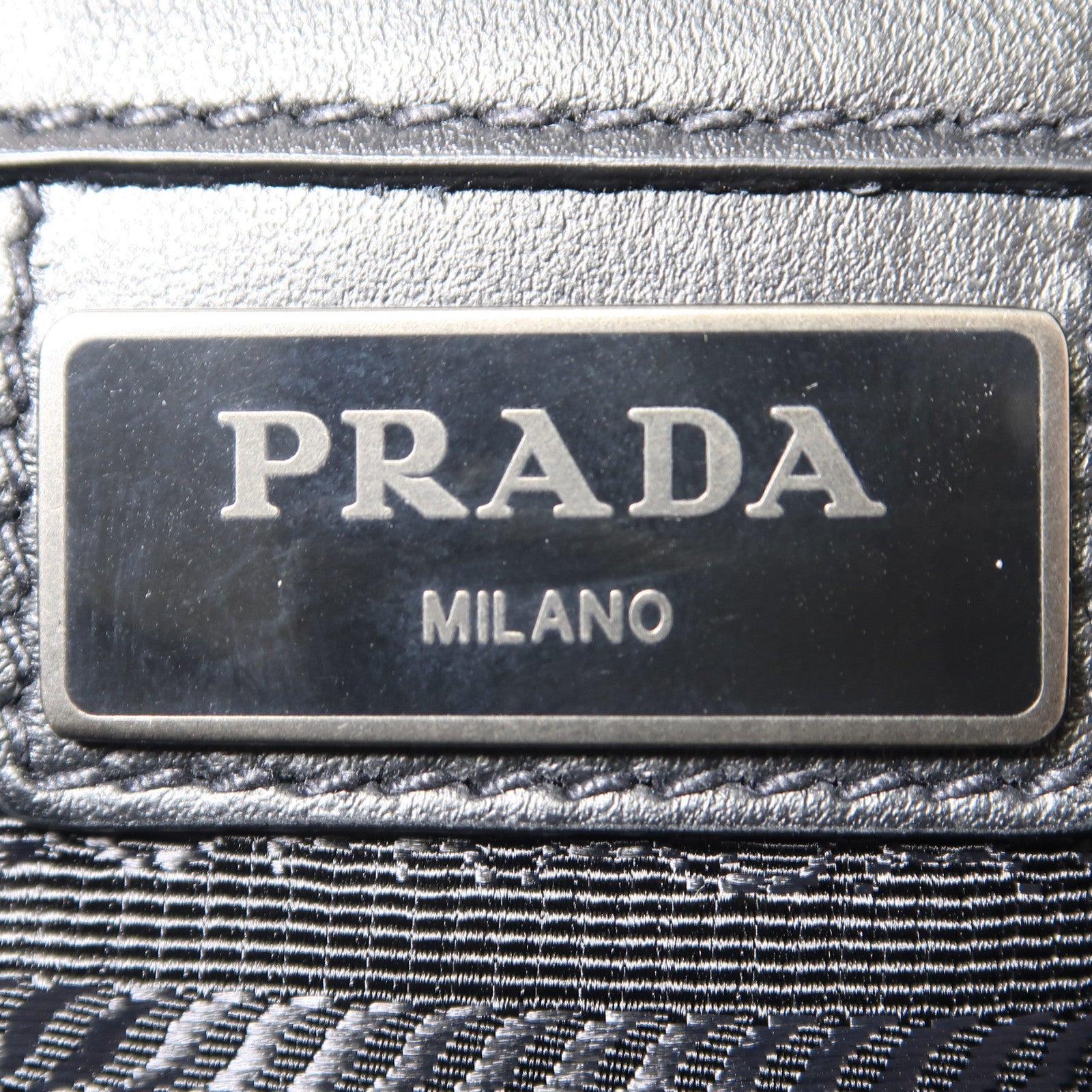 PRADA 牛皮皮革Clutch Bag銀扣手拿包藍色