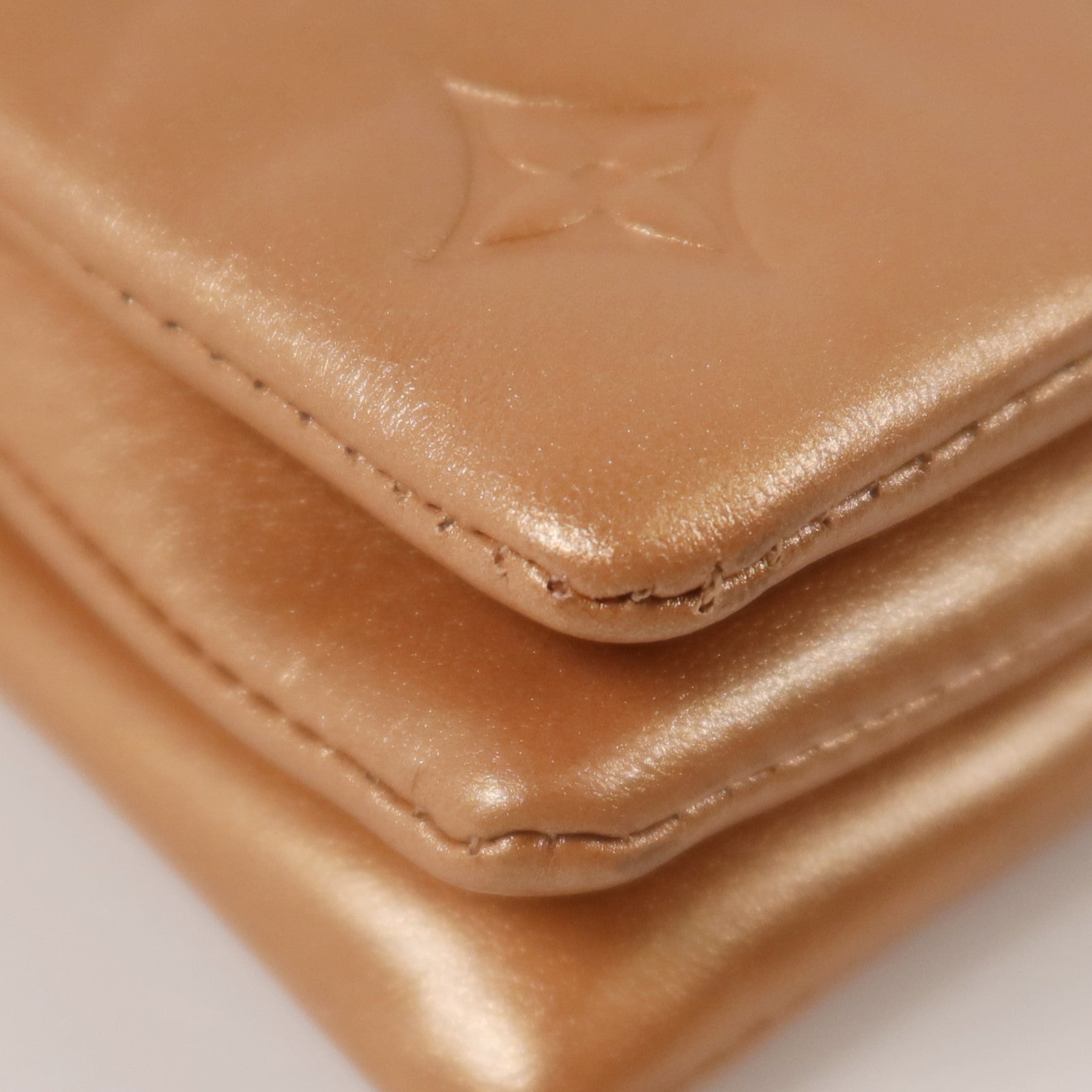 LOUIS VUITTON Monogram Embossed Coussin Belt Bag金扣手挽/腰包兩用袋