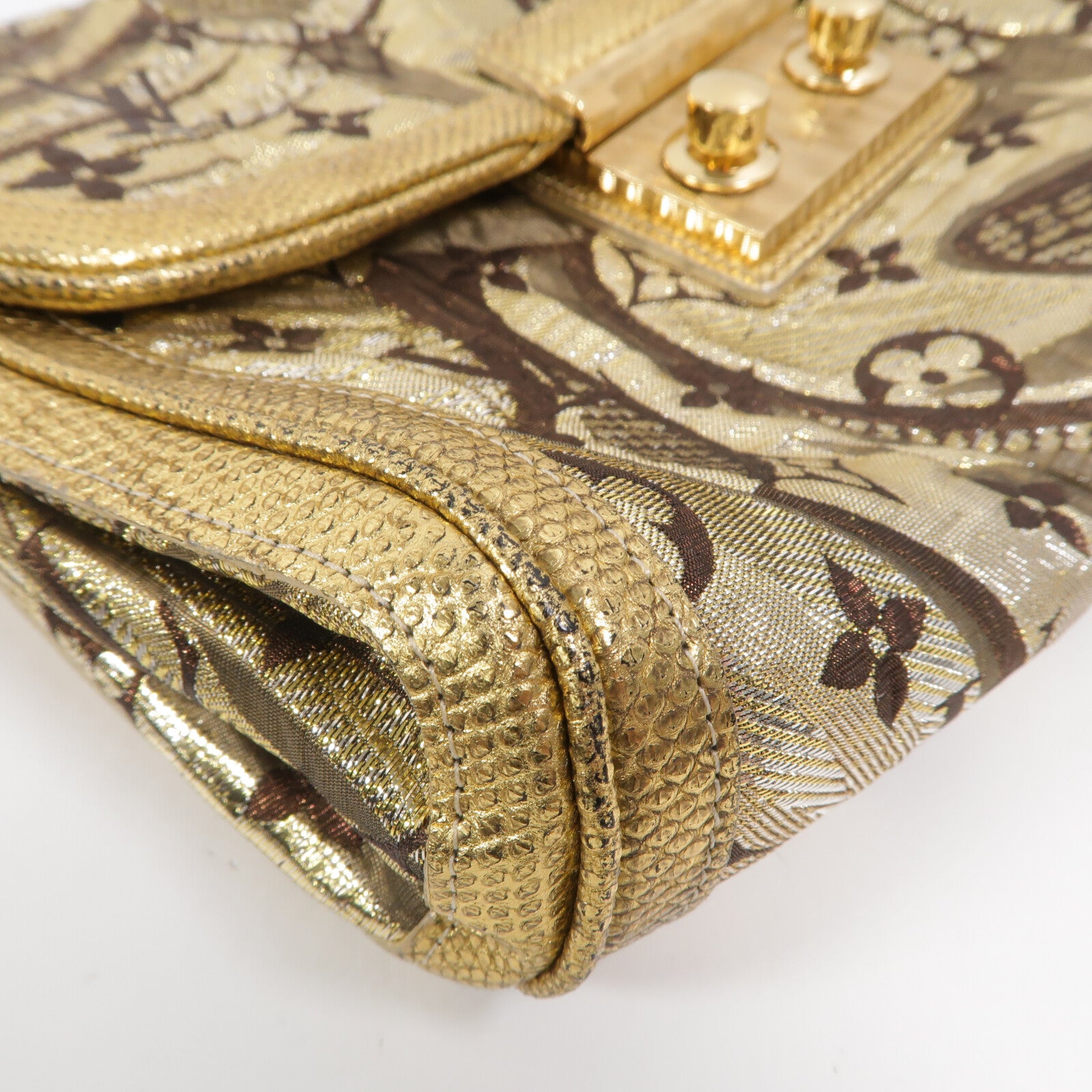 LOUIS VUITTON Metallic Monogram Brocade Thalie Clutch手拿包