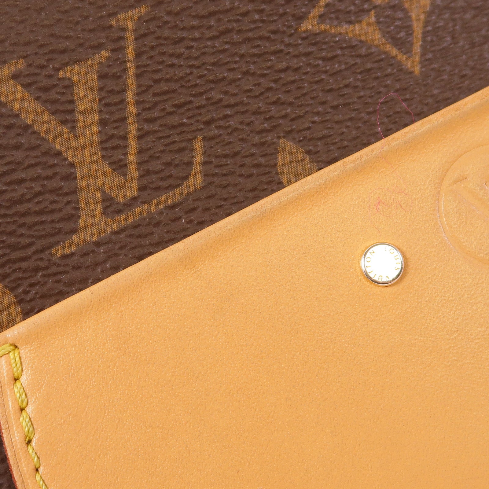 LOUIS VUITTON LV GHW Boite Chapeau Souple Shoulder Bag M45647 Monogram Brown