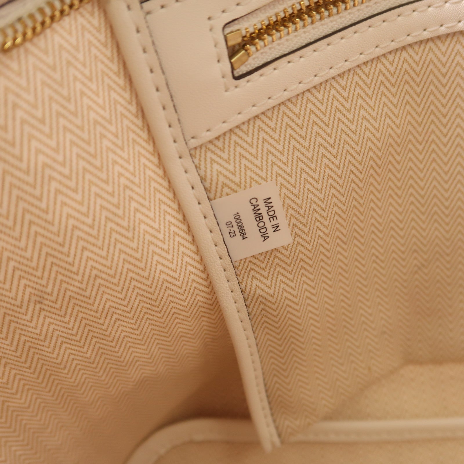 Tory Burch 塗層帆布Tote Bag金扣肩背袋