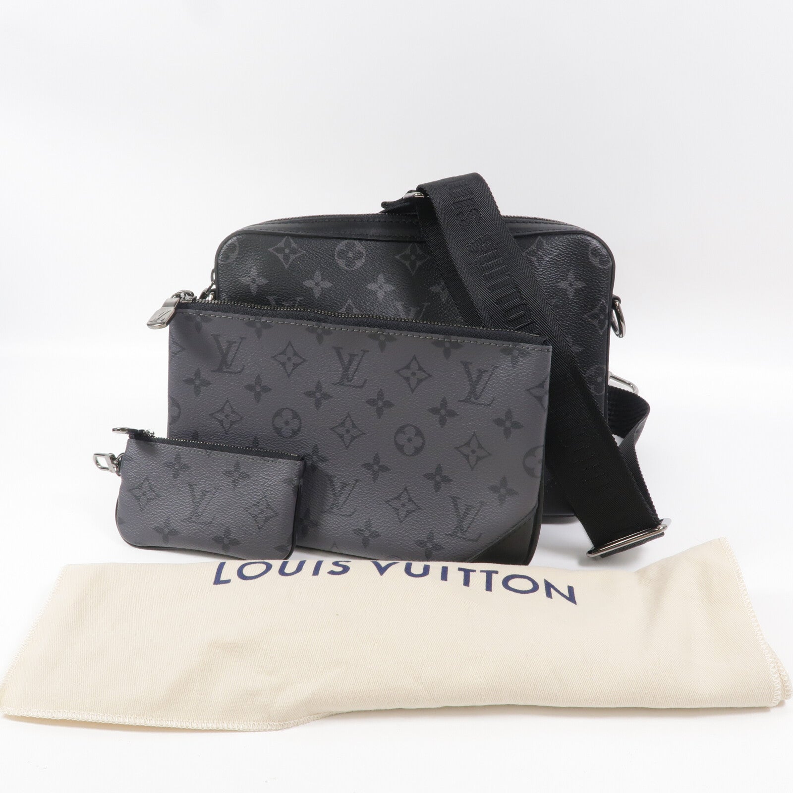 LOUIS VUITTON Monogram Eclipse Reverse Trio Messenger肩背袋