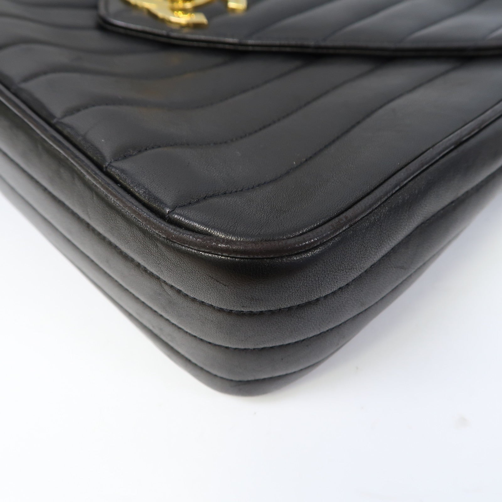 CHANEL 牛皮皮革Chain Shoulder金扣鏈帶肩背袋黑色