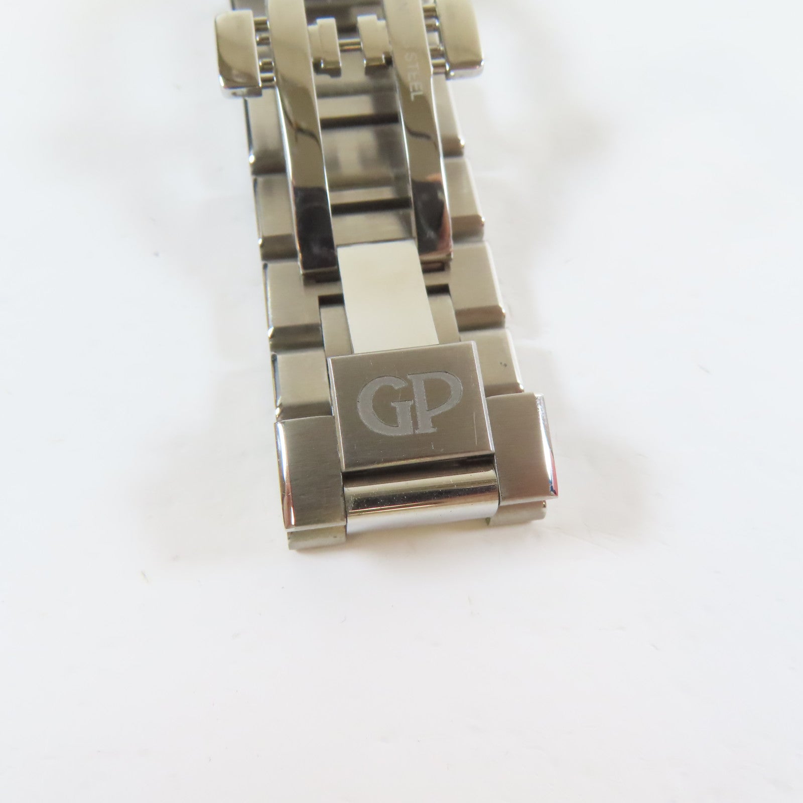 GIRARD-PERREGAUX Laureato不鏽鋼手錶黑色