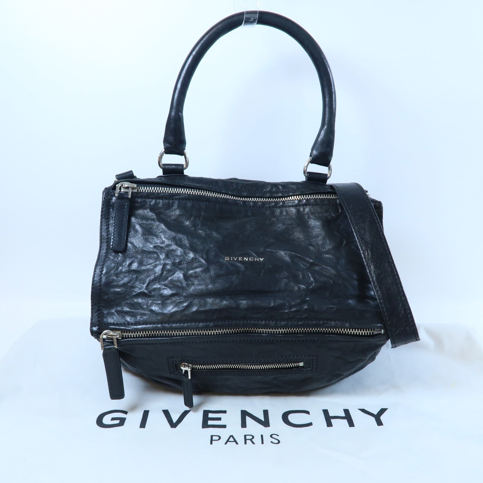 GIVENCHY 【激減優惠】牛皮皮革2 Way Shoulder Bag銀扣手挽肩背兩用袋黑色
