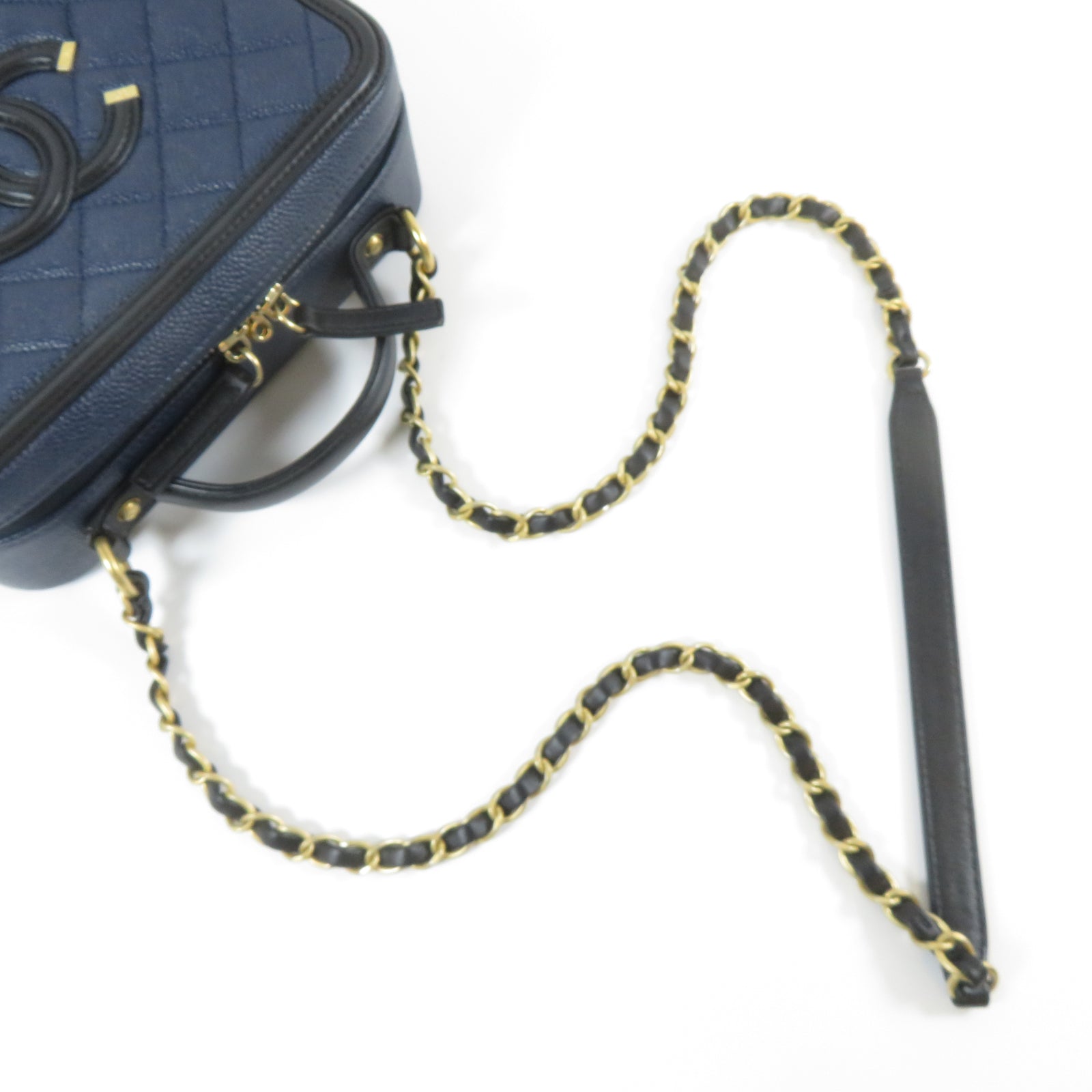 CHANEL 【激減優惠】Caviar皮革Filigree Vanity Case金扣鏈帶肩背袋深藍色