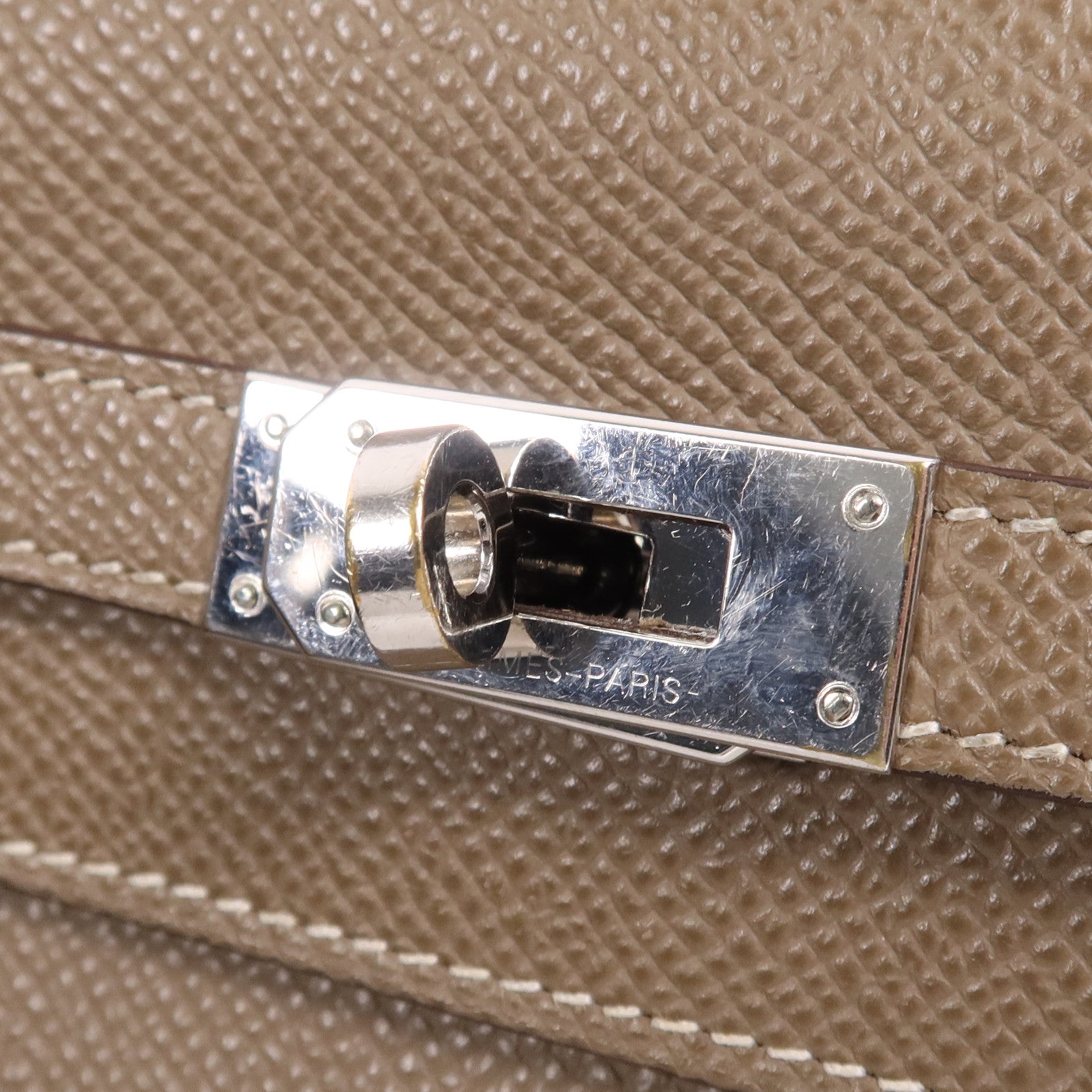 HERMES Epsom皮革Kelly To Go銀扣肩背袋Etoupe
