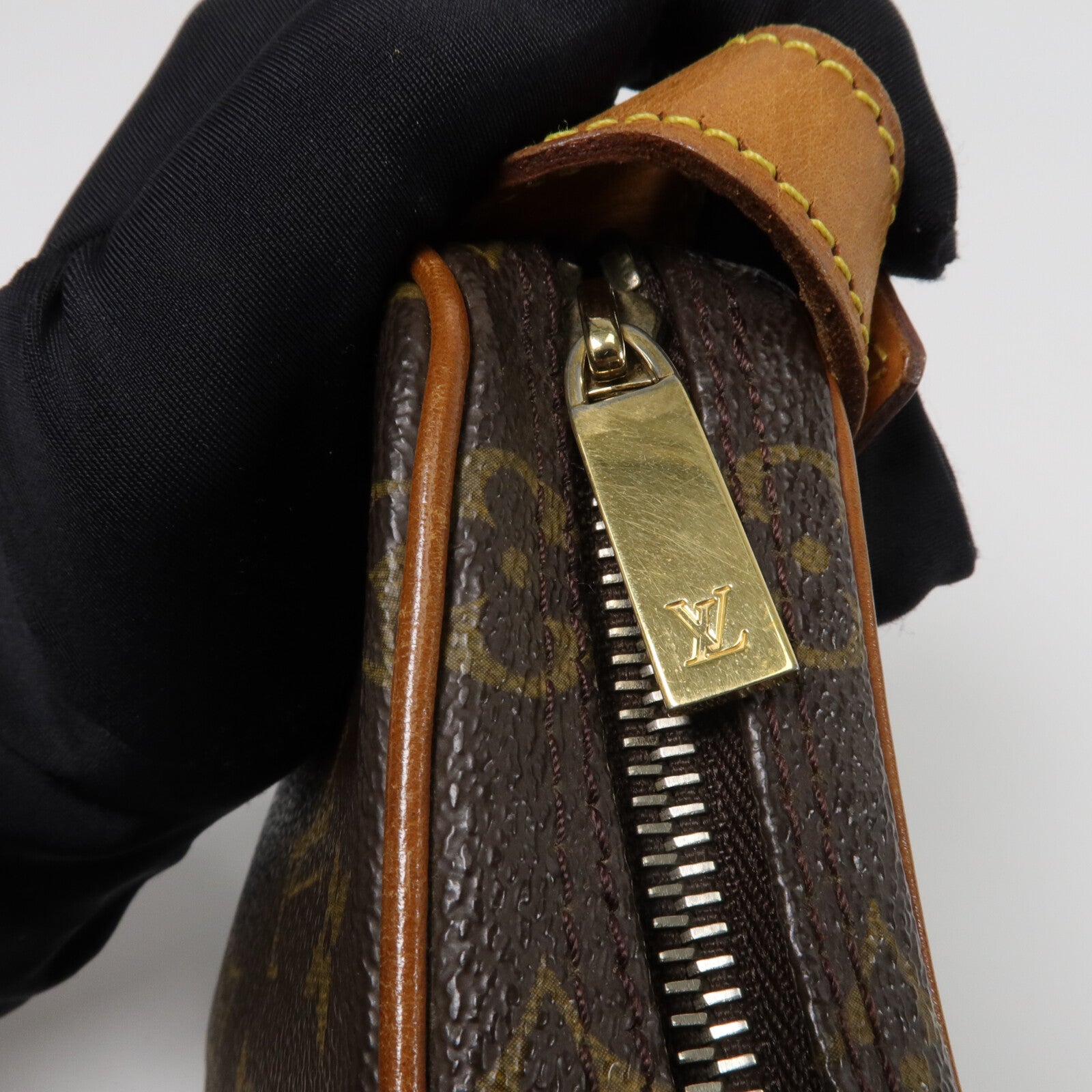 LOUIS VUITTON Monogram Pochette Croissant肩背袋