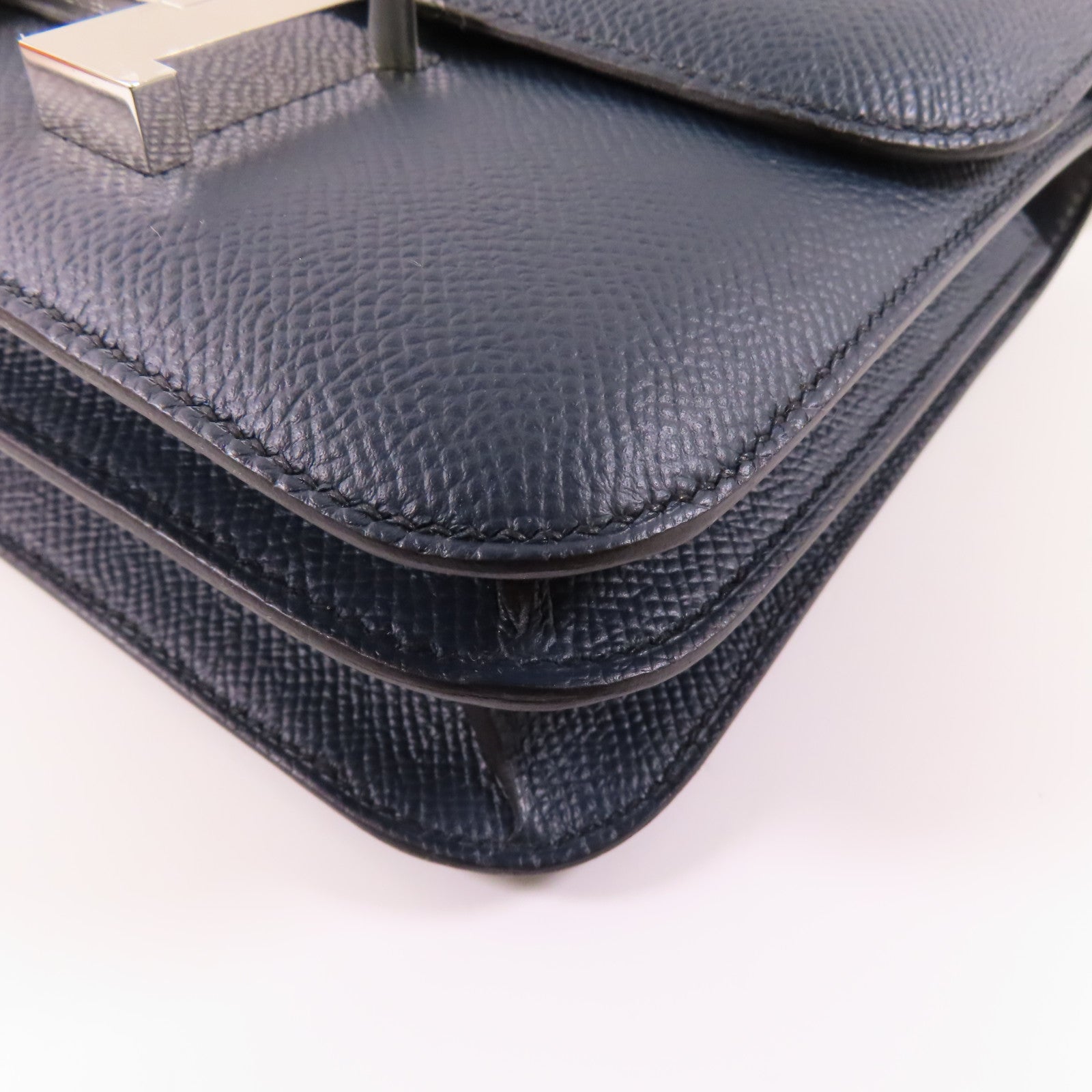 HERMES Epsom皮革Constance Mini 銀扣肩背袋Blue Indigo