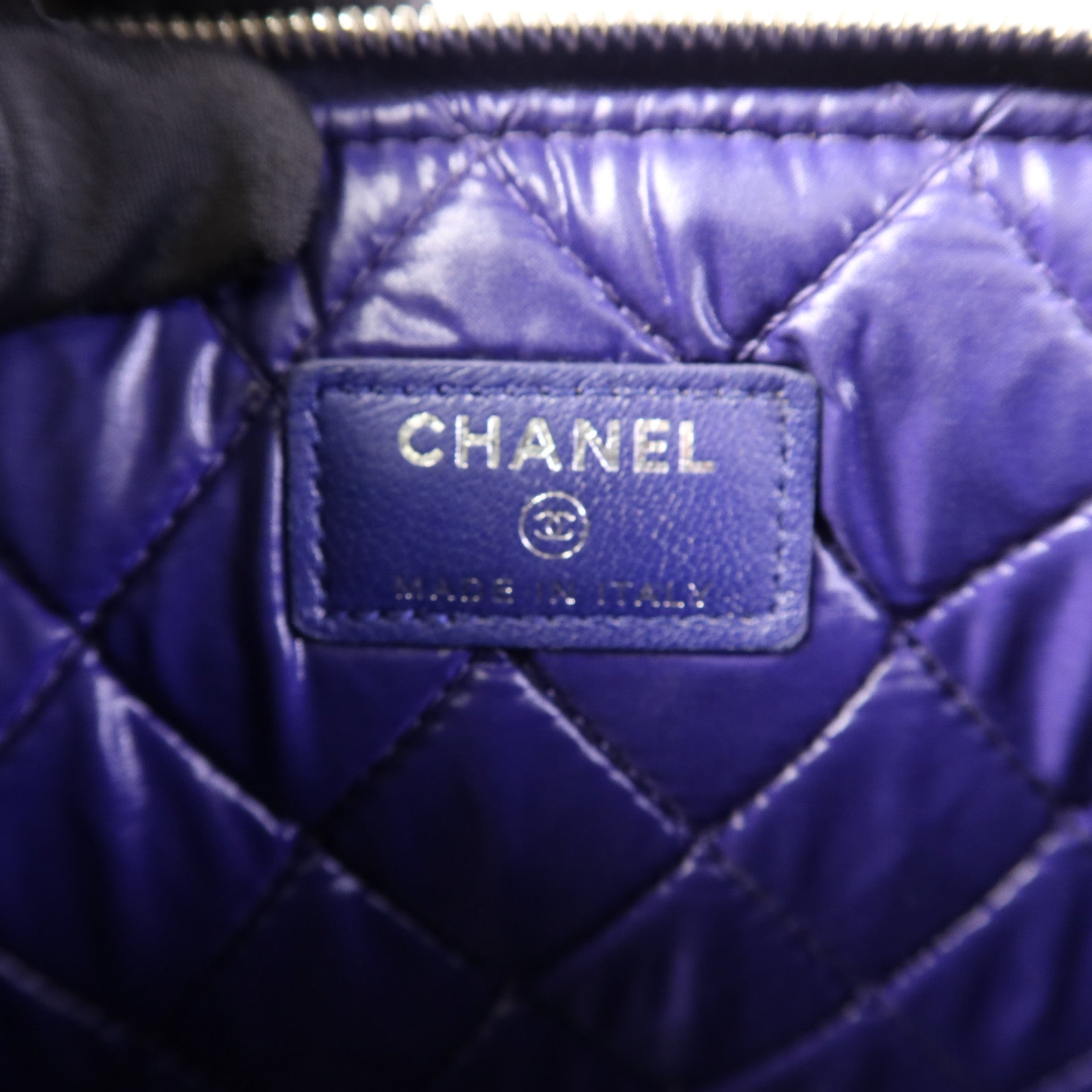 CHANEL 羊皮皮革Pouch銀扣小袋