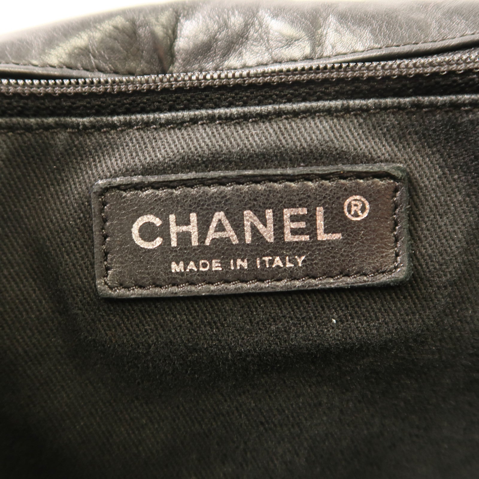 CHANEL 牛皮皮革Chain Shoulder銀扣鏈帶肩背袋黑色