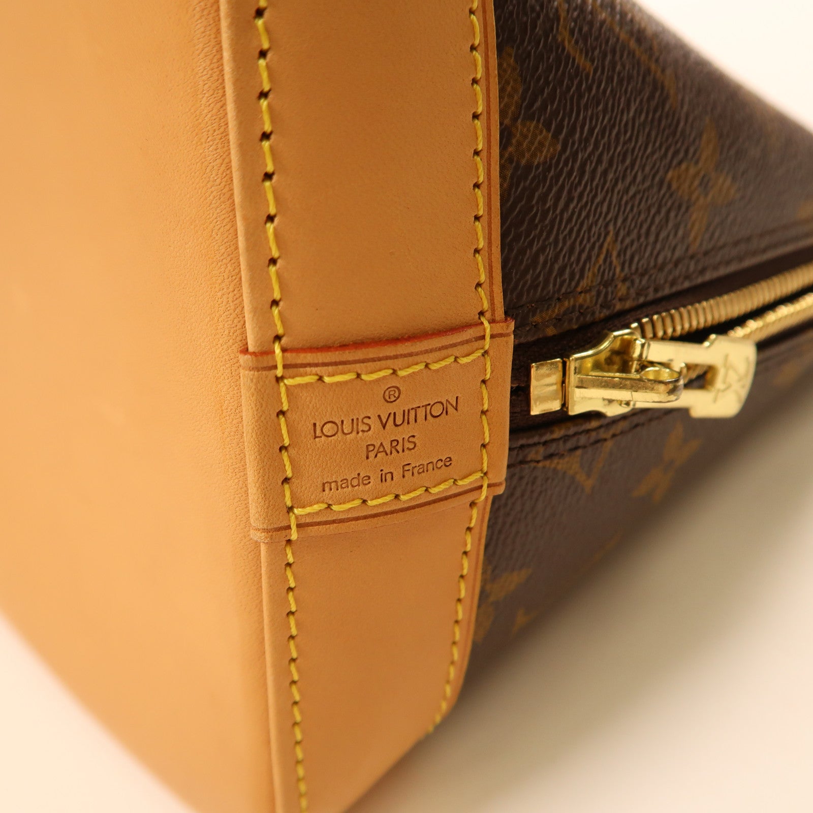 LOUIS VUITTON Monogram Alma PM金扣手挽袋啡色