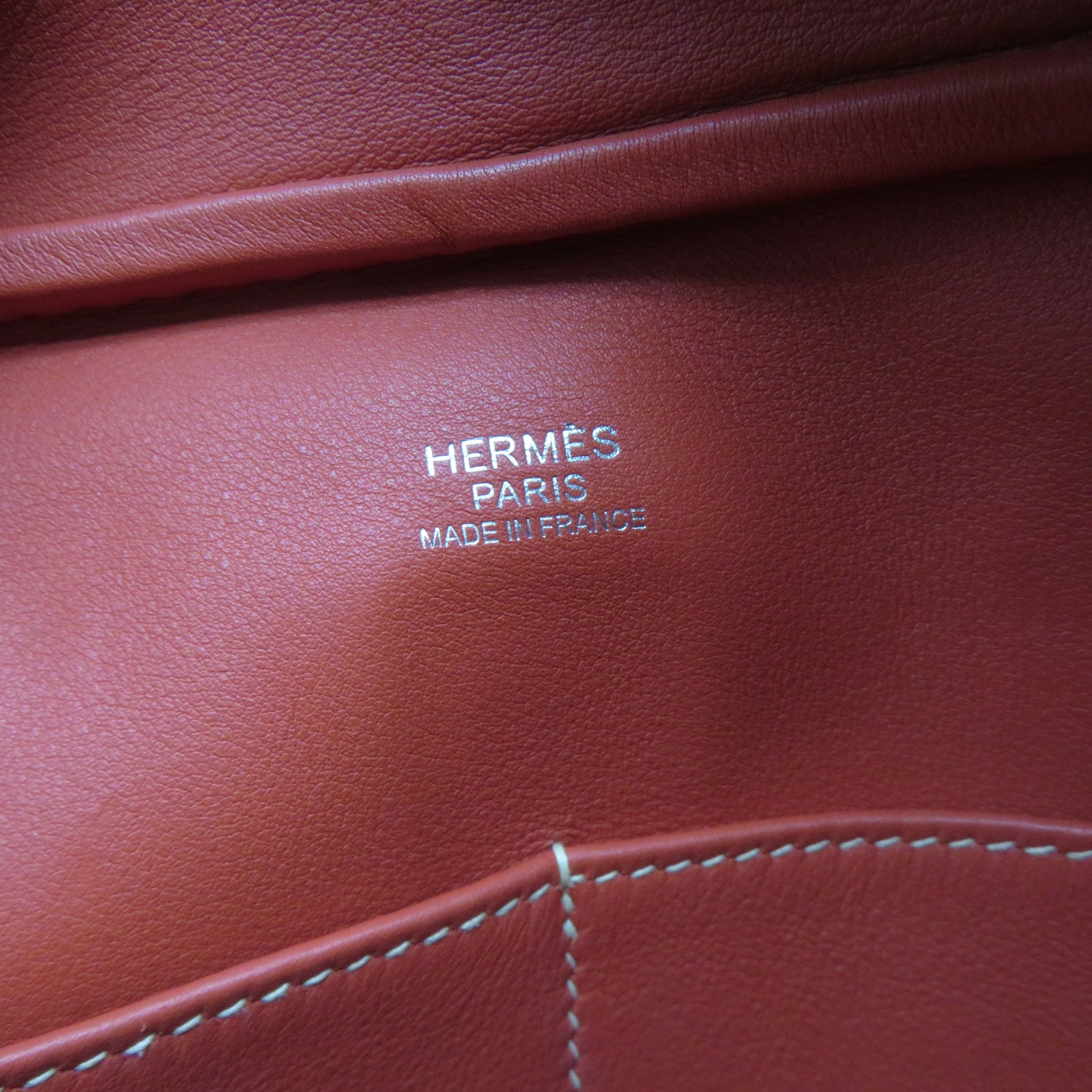 HERMES 【激減優惠】Swift皮革Plume 32銀扣手挽袋三文魚紅色