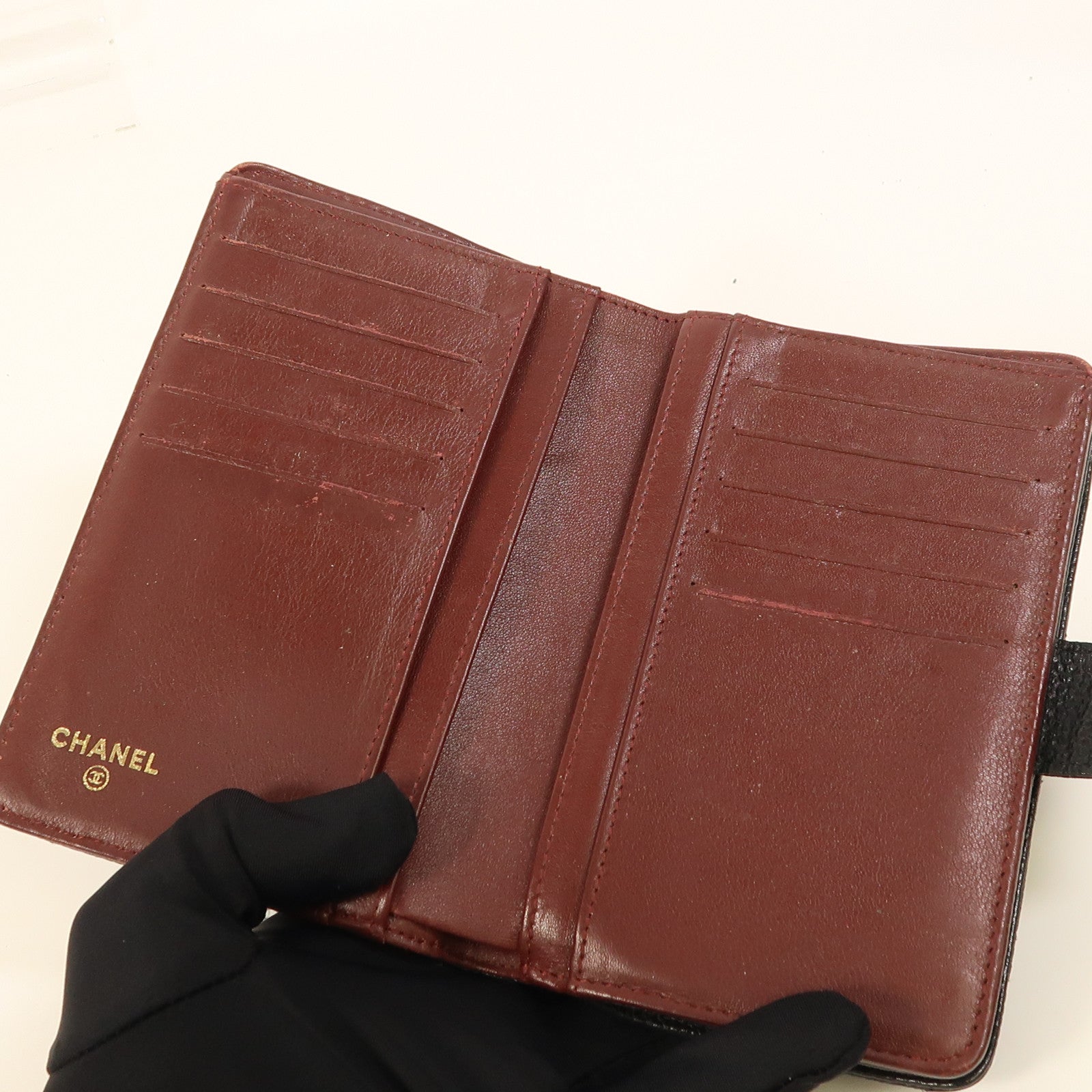 CHANEL 牛皮皮革Wallet金扣錢包