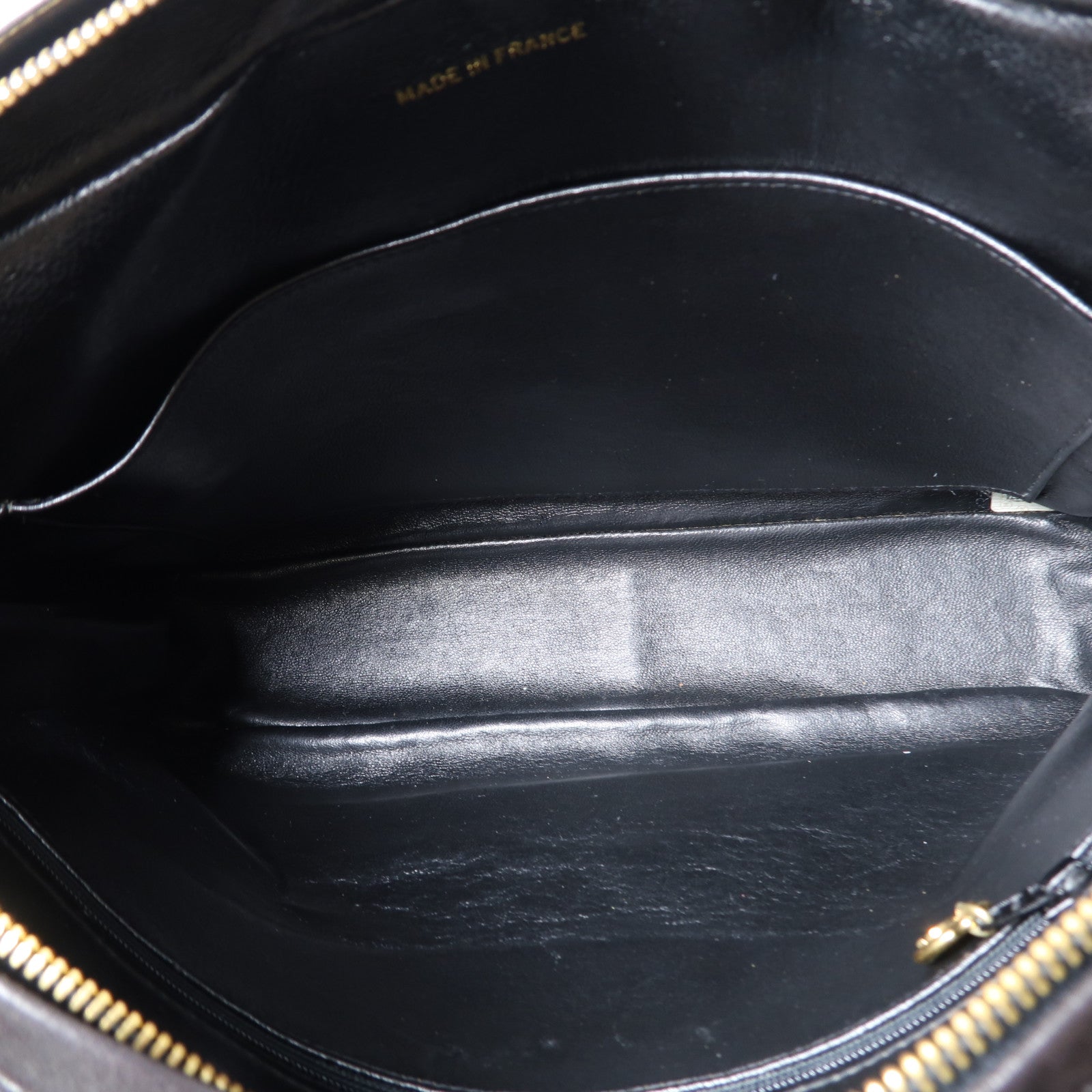 CHANEL 牛皮皮革Chain Shoulder金扣鏈帶肩背袋黑色