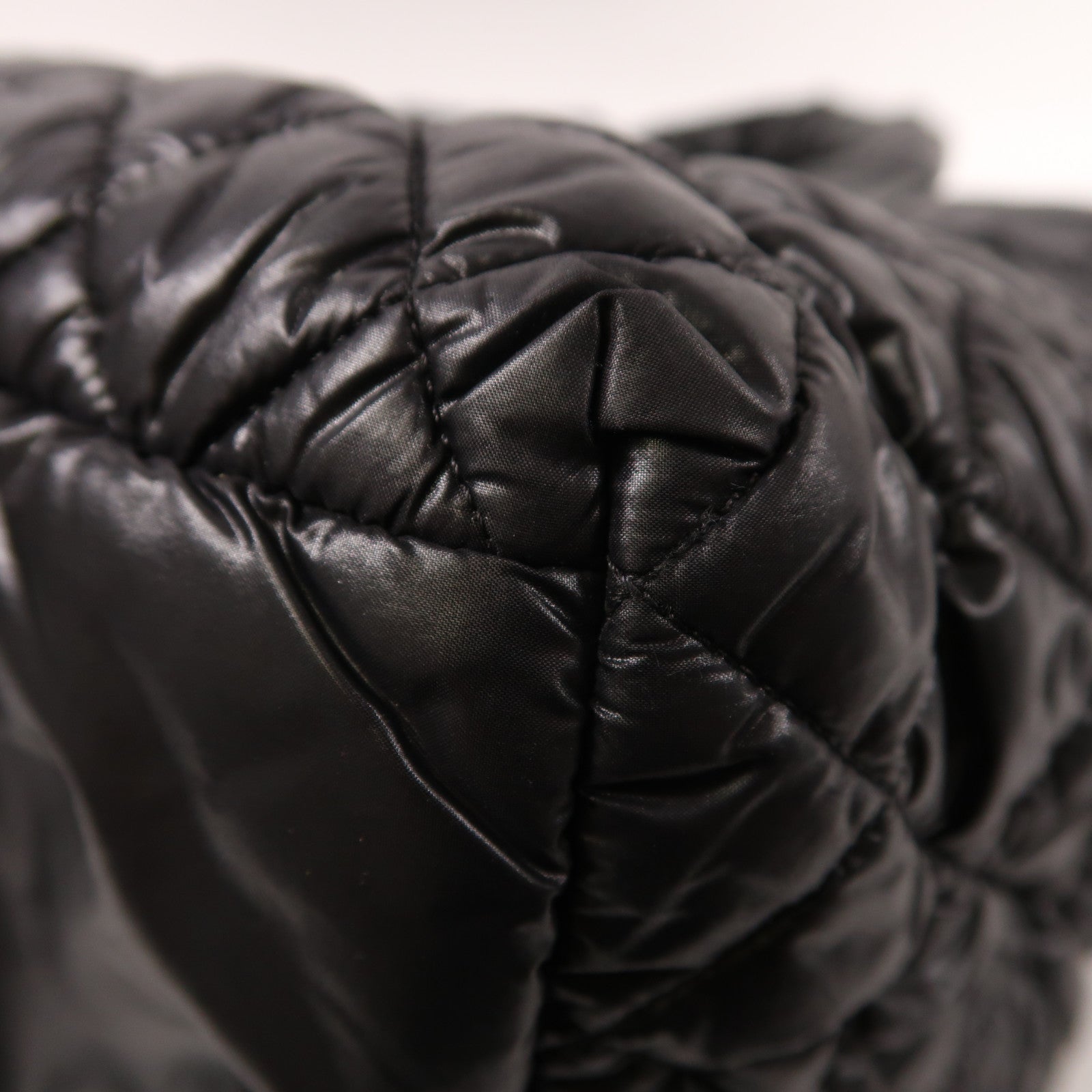 CHANEL 尼龍Coco Cocoon銀扣肩背袋