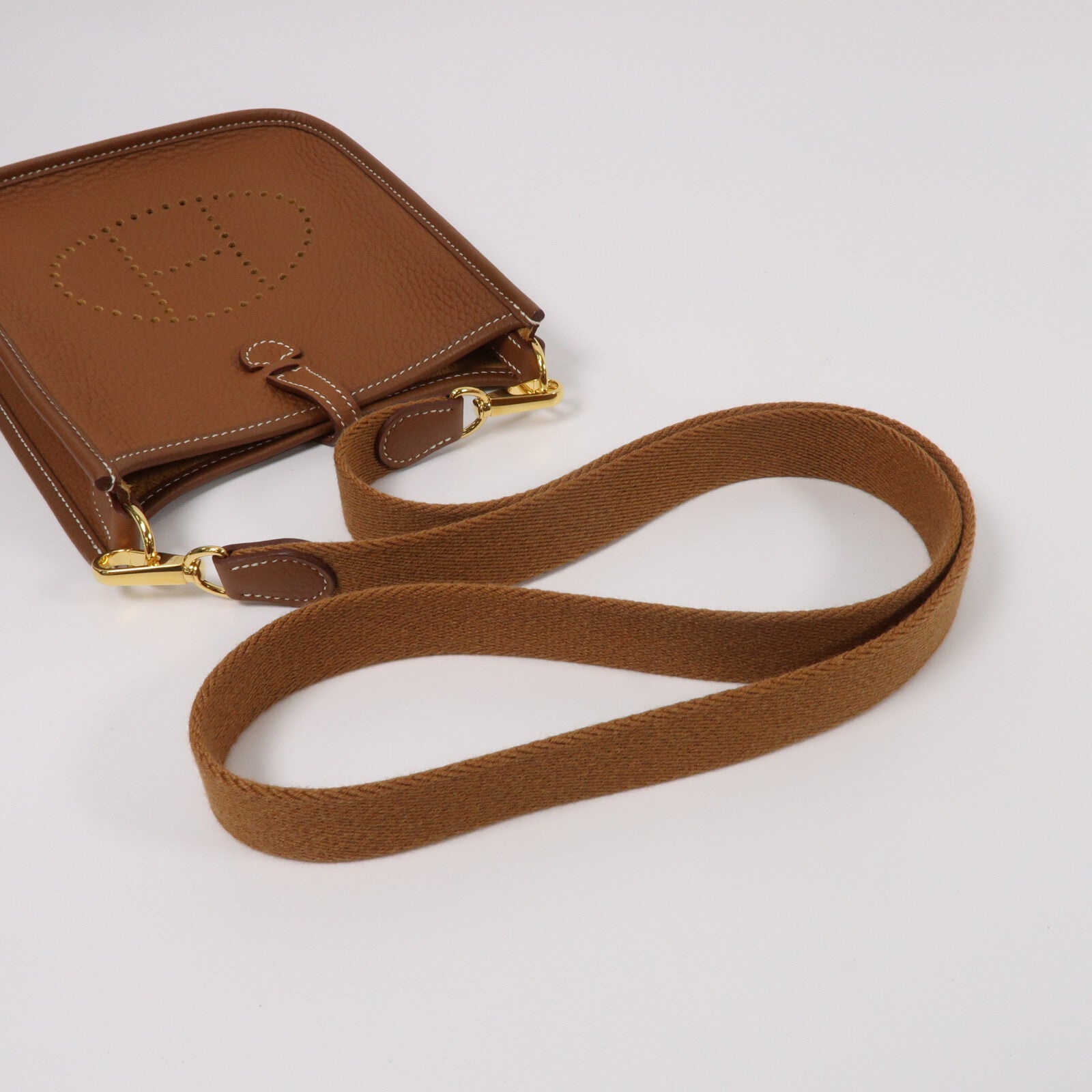 HERMES Clemence皮革Evelyne TPM肩背袋Gold
