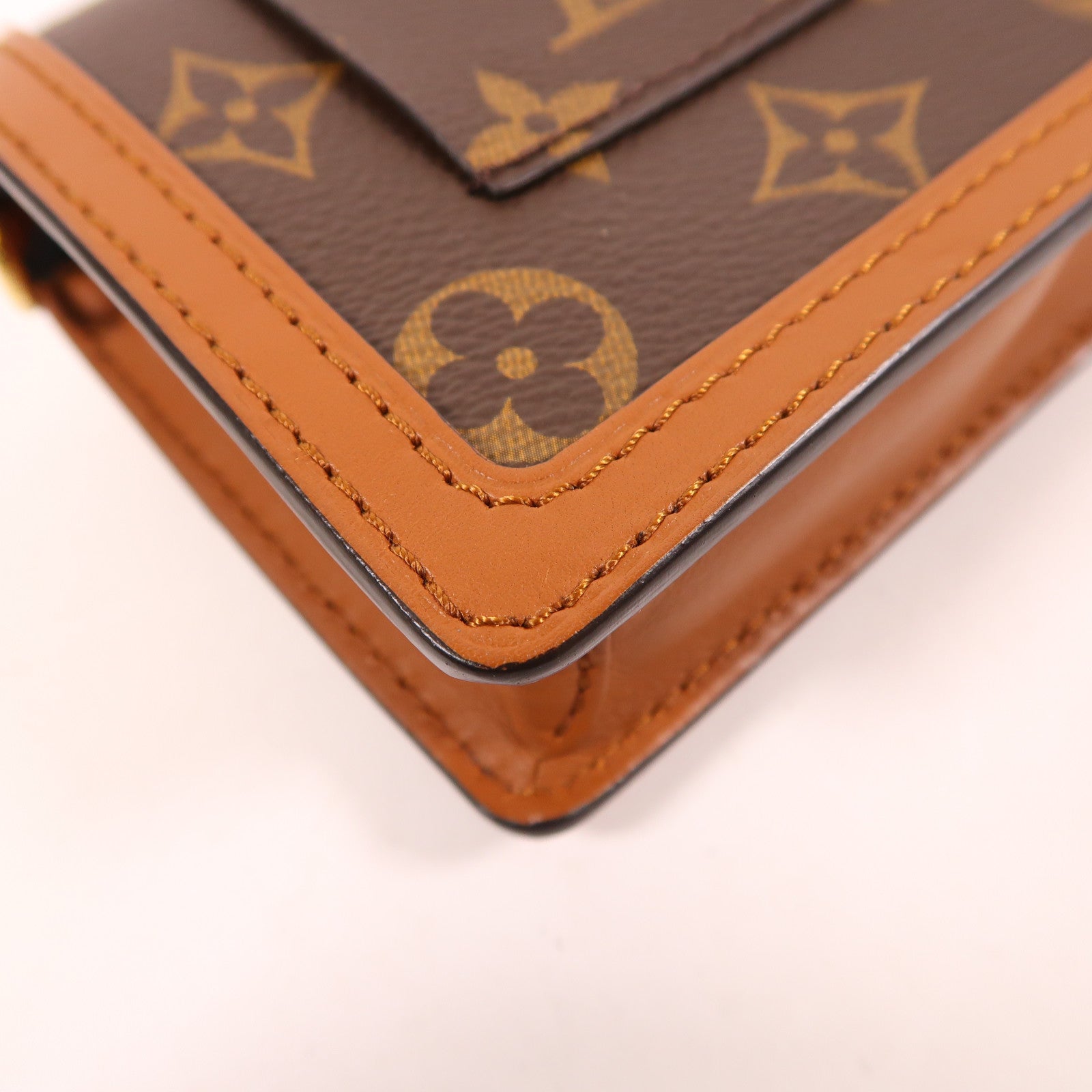 LOUIS VUITTON Monogram Dauphine BB金扣腰包/鏈帶肩背袋