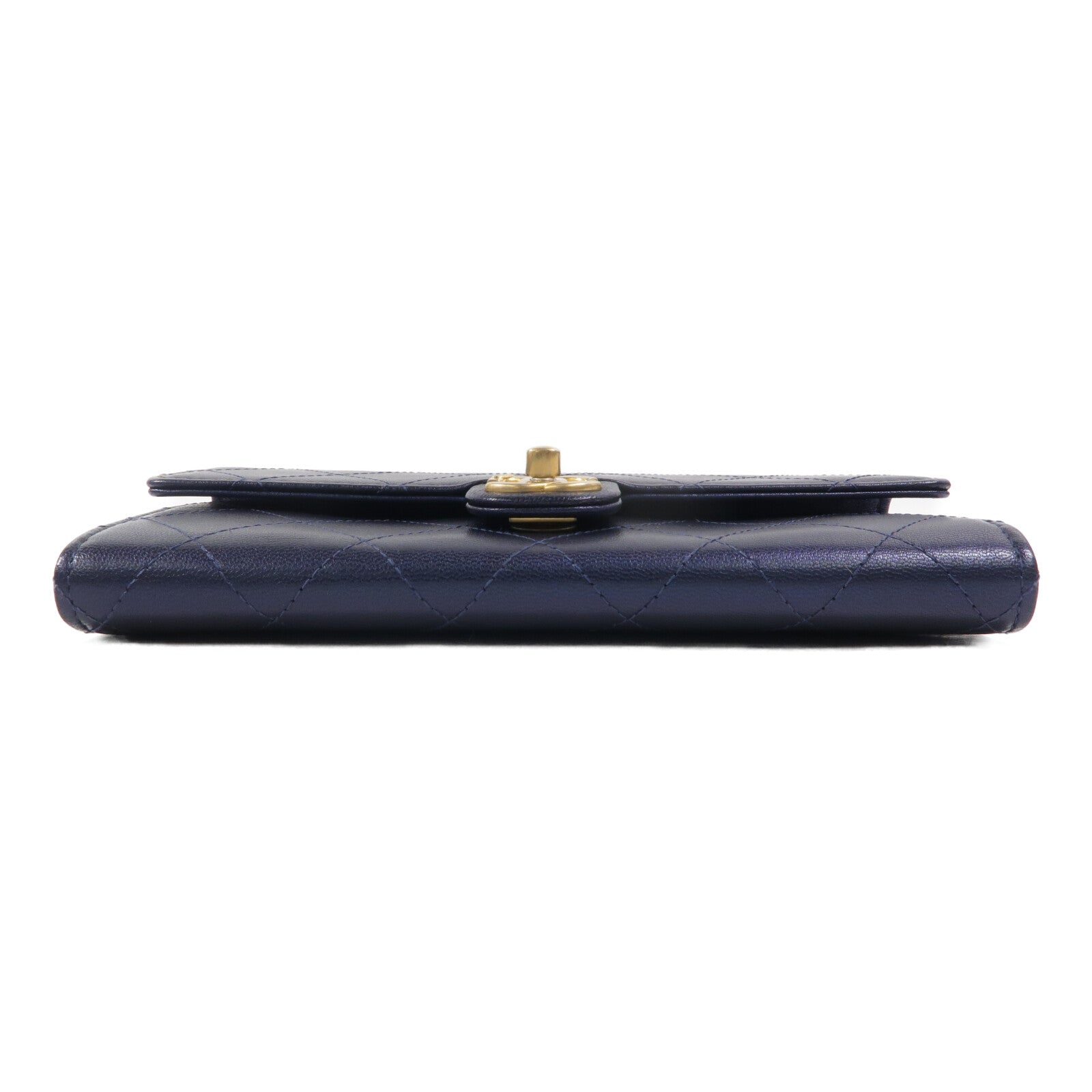 CHANEL 牛皮皮革Chic Pearl Wallet On Chain鏈帶肩背袋