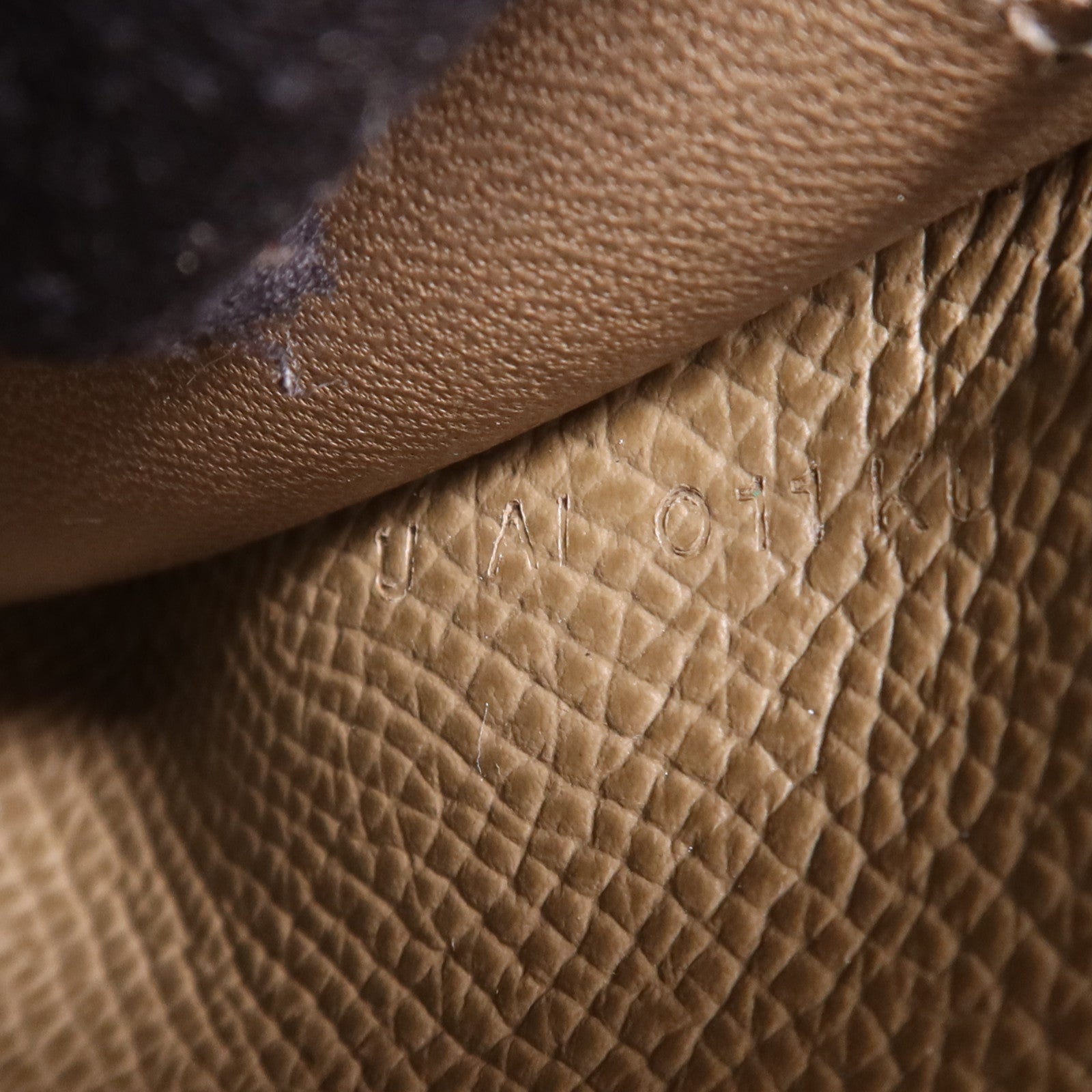 HERMES Epsom皮革Kelly To Go銀扣肩背袋Etoupe