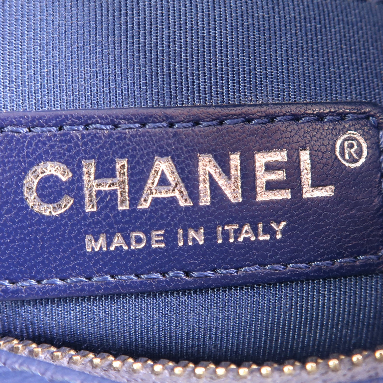 CHANEL 牛皮皮革Gabrielle Small鏈帶肩背袋