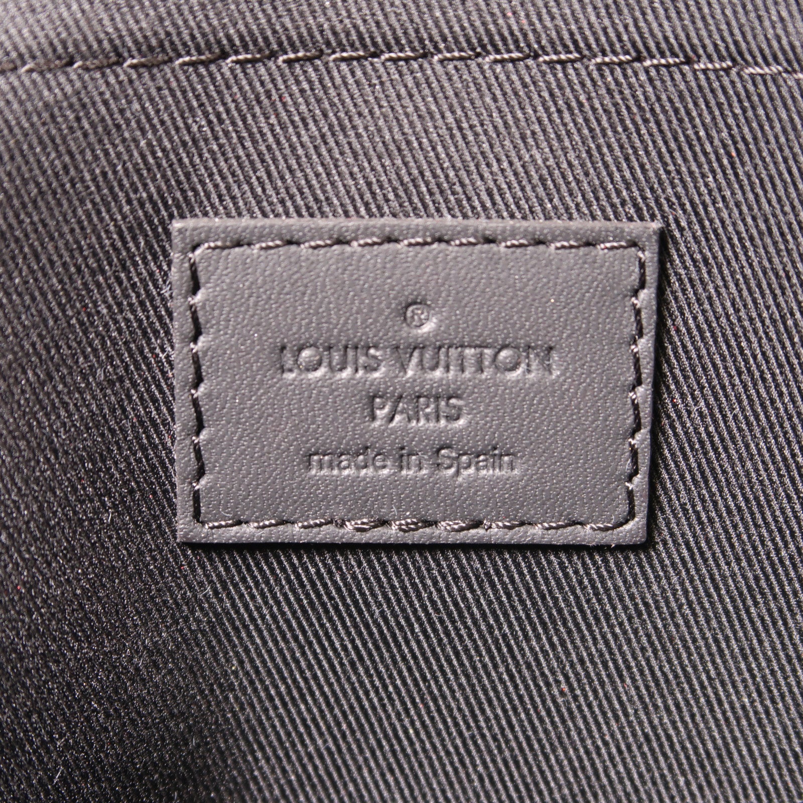 LOUIS VUITTON Monogram Shadow Pochette Discovery手拿包黑色