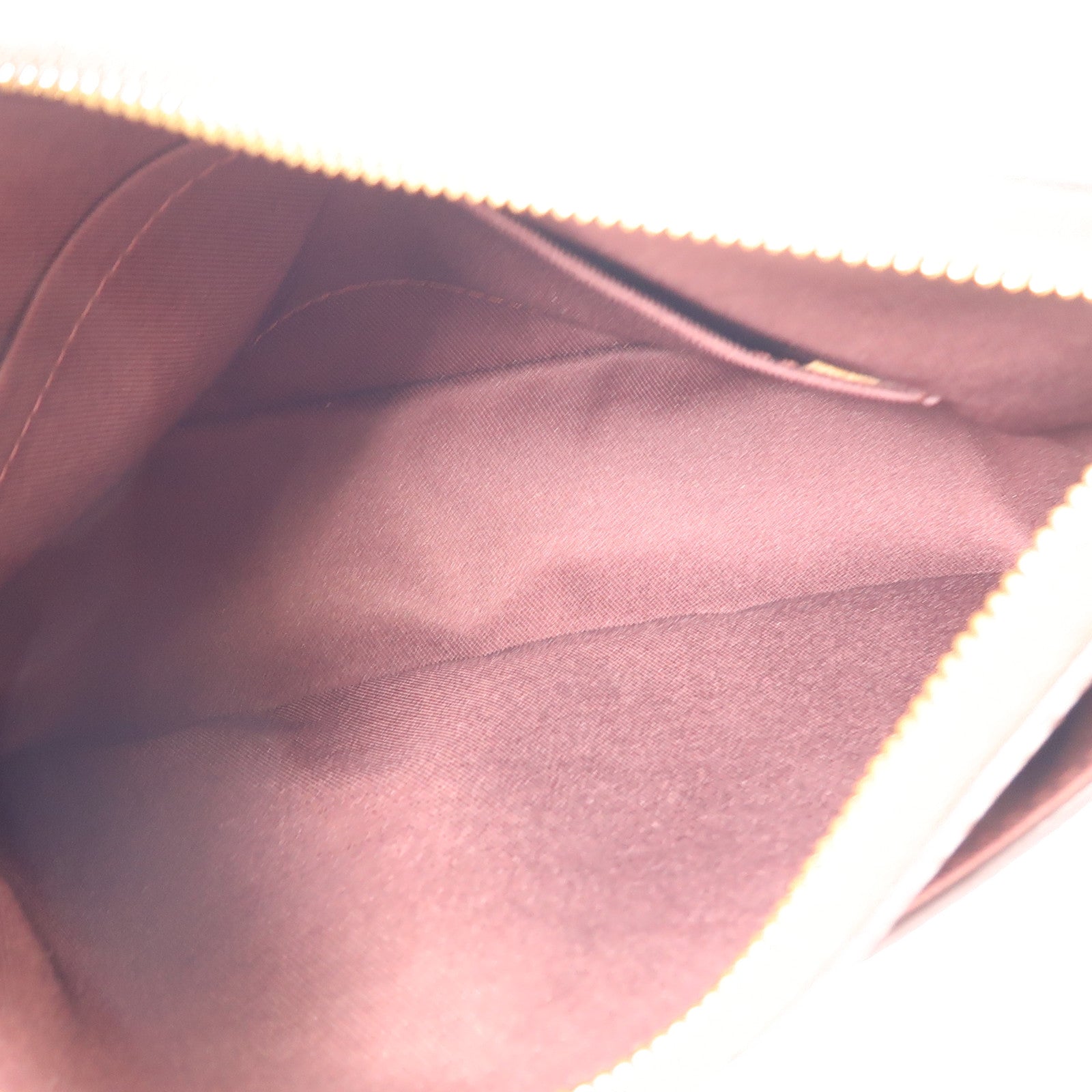 LOUIS VUITTON Monogram Odeon金扣手挽袋棕色
