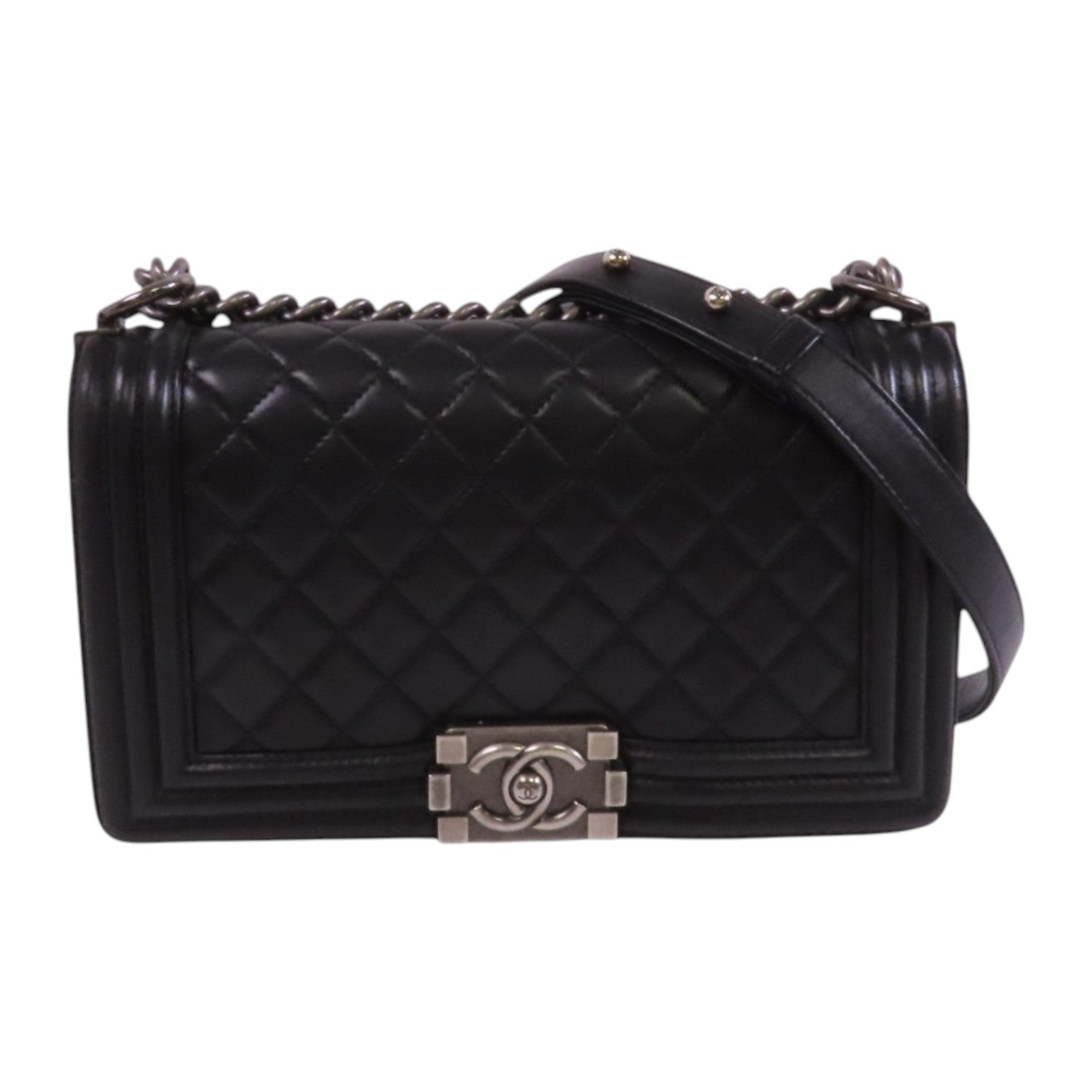 CHANEL 羊皮皮革Boy Chanel銀扣鏈帶肩背袋