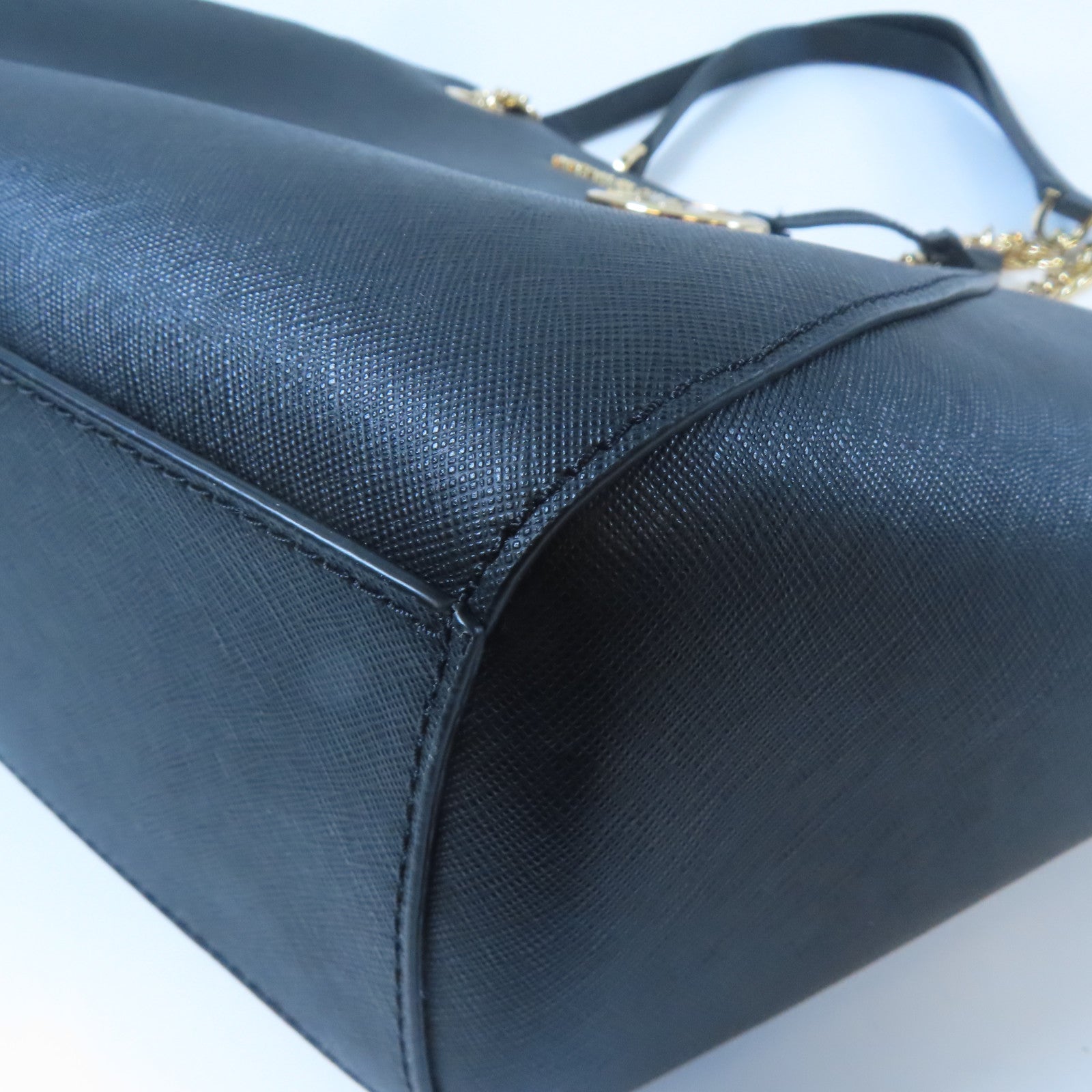 Michael Kors 【激減優惠】牛皮皮革Tote Bag金扣手挽袋黑色